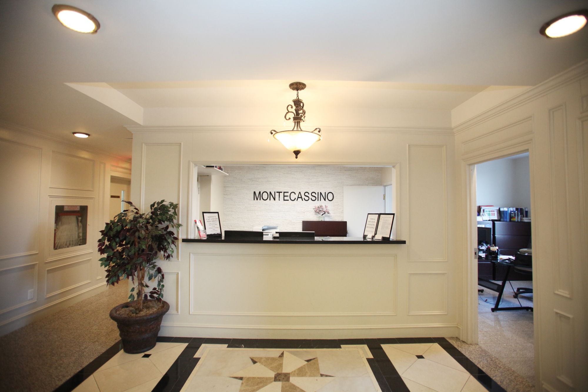 Montecassino & Suites