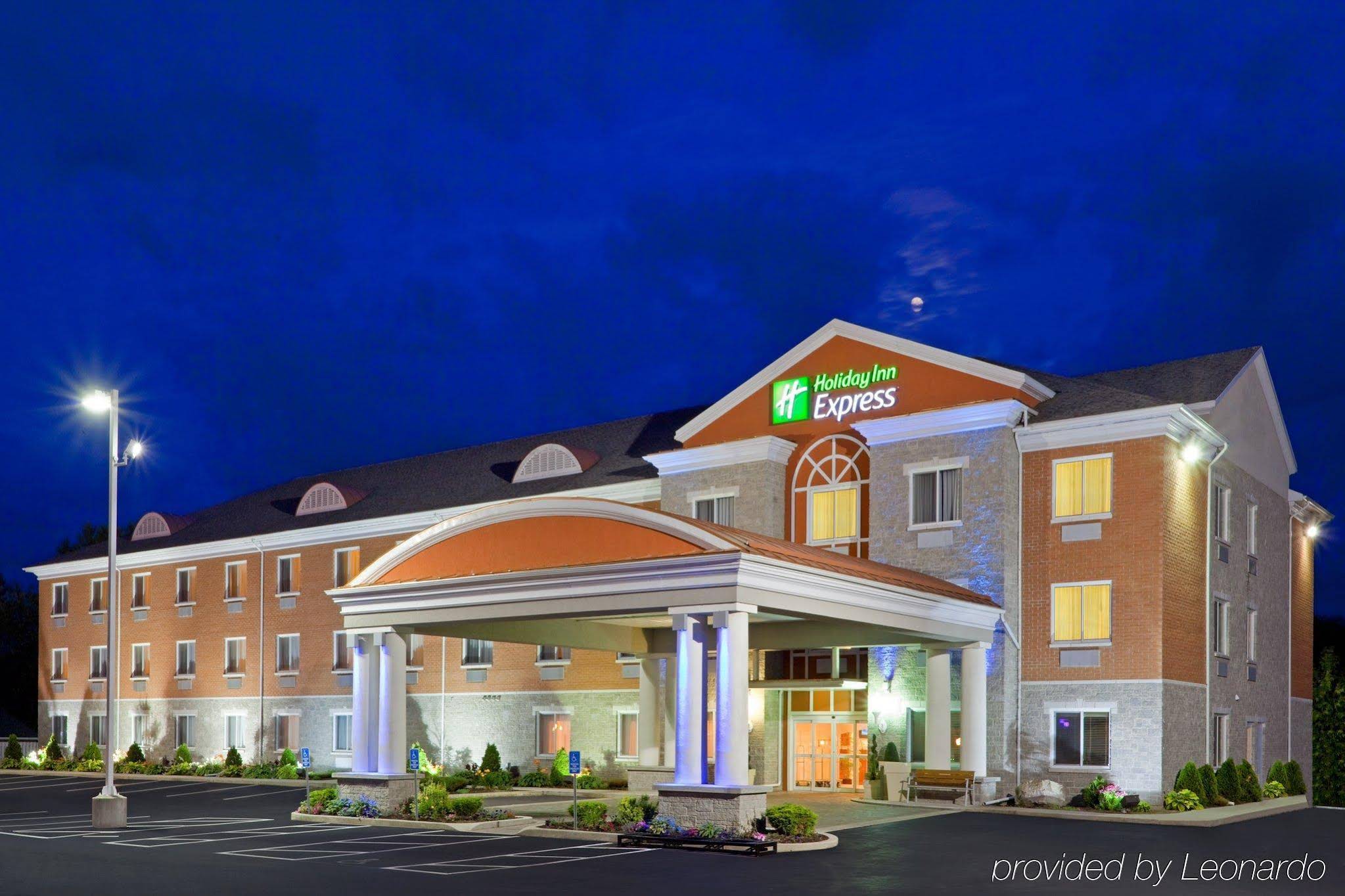 Holiday Inn Express & Suites 1000 Islands - Gananoque