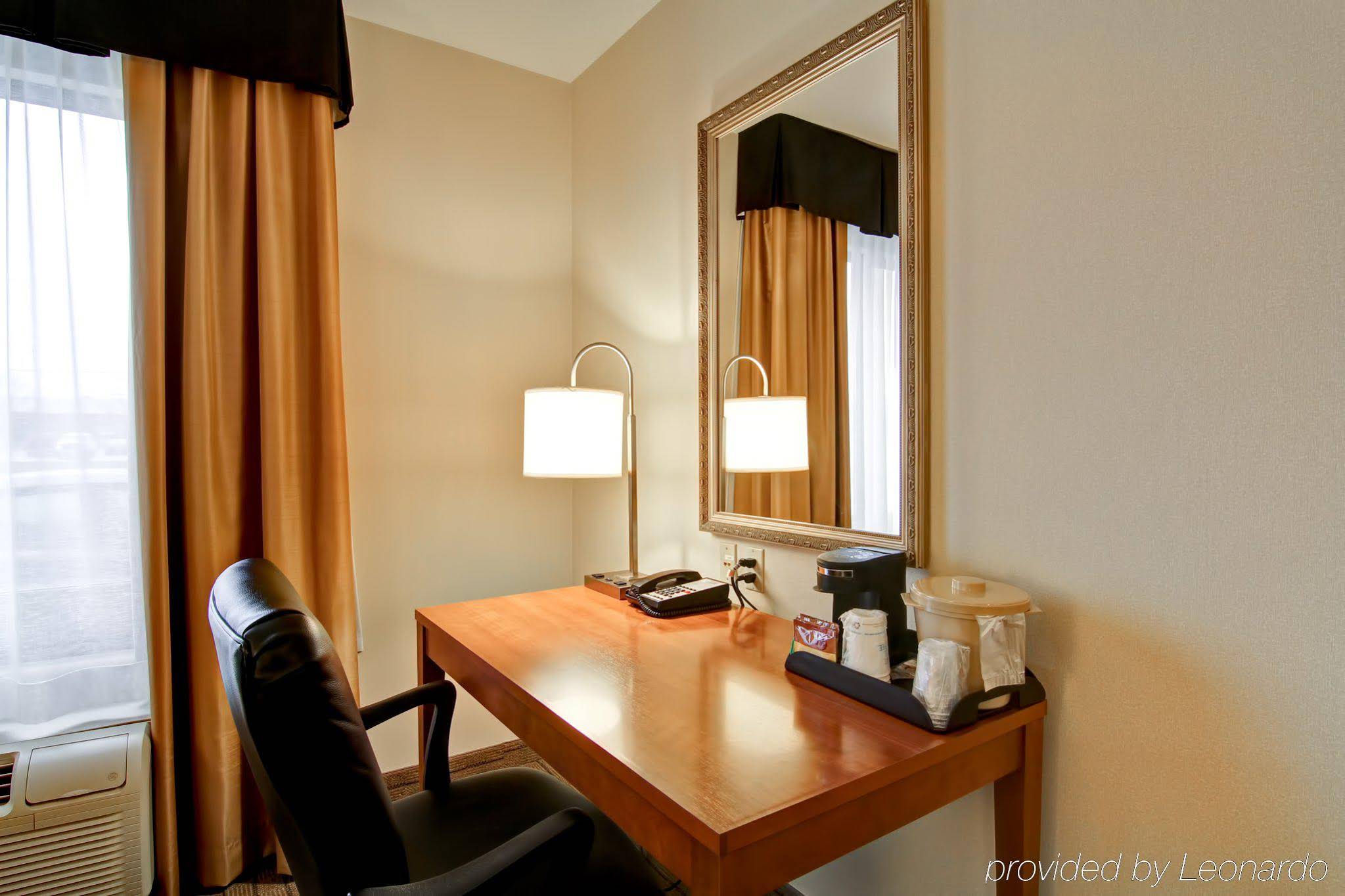 Holiday Inn Express & Suites Guelph
