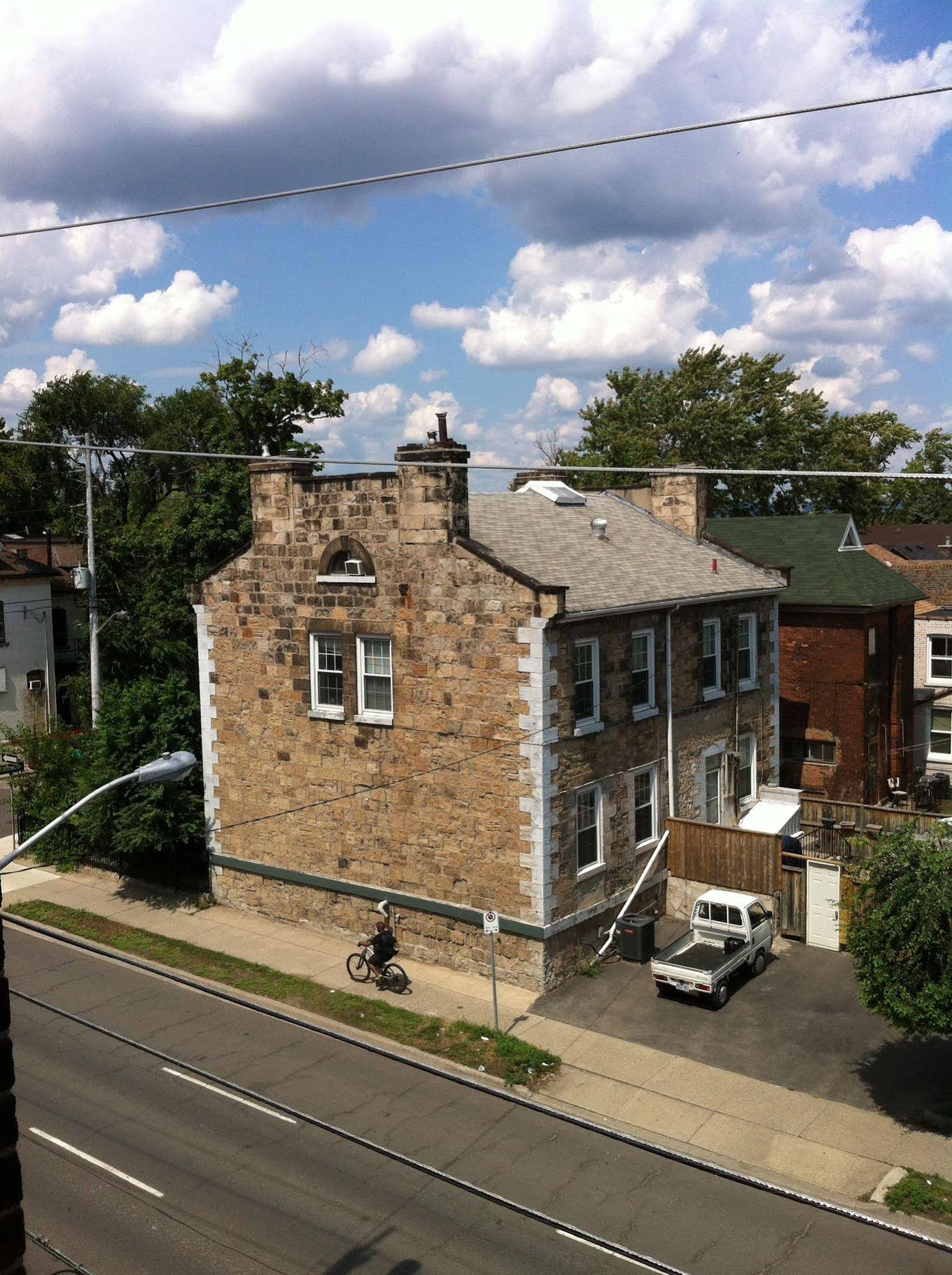 Pring Guesthouse