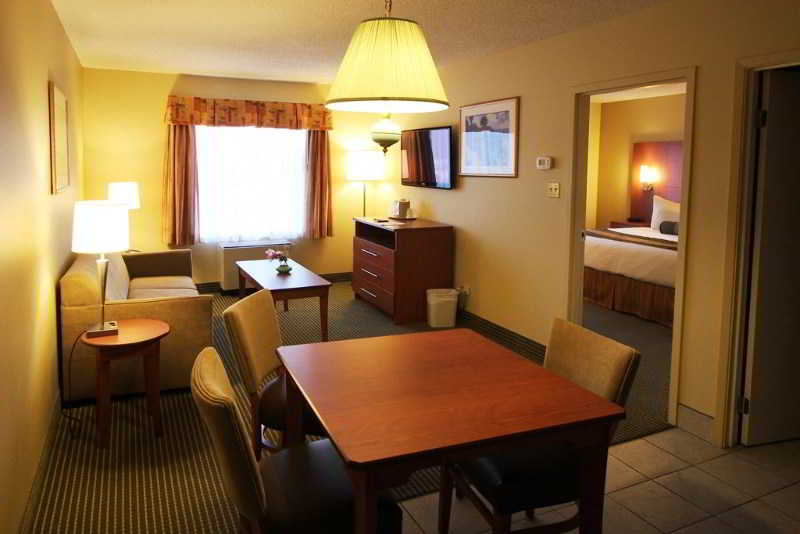 Quality Inn & Suites
