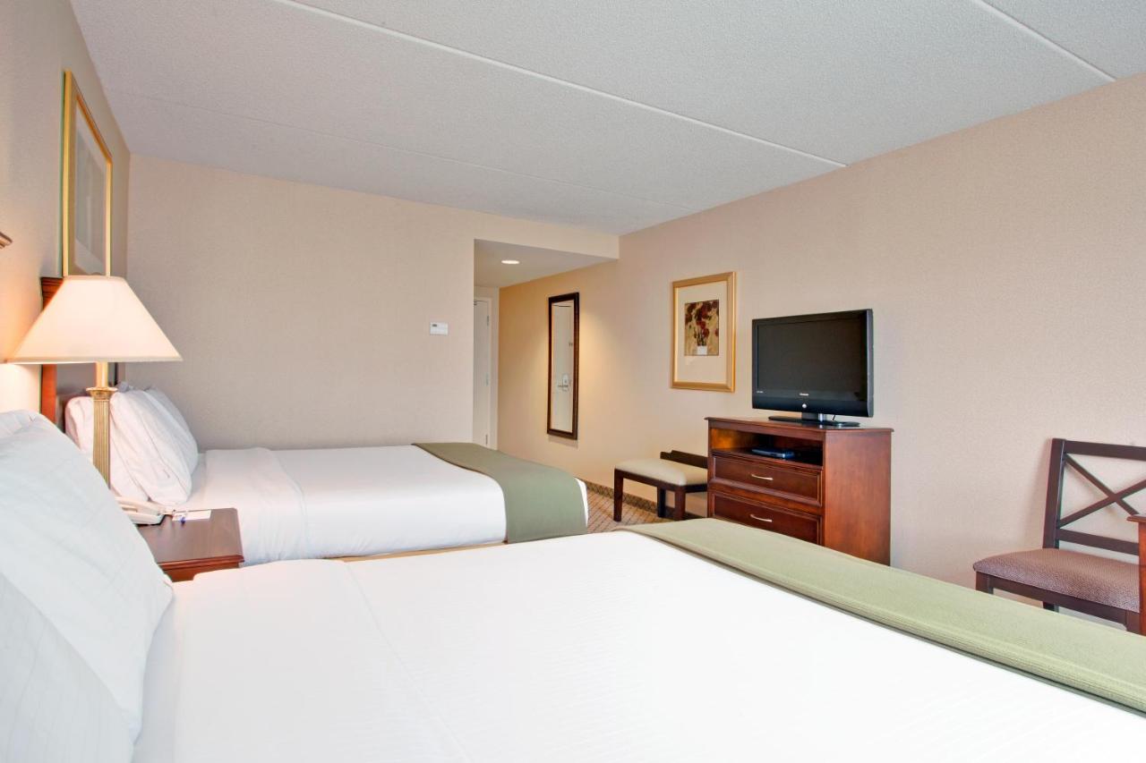 Holiday Inn Express & Suites Huntsville