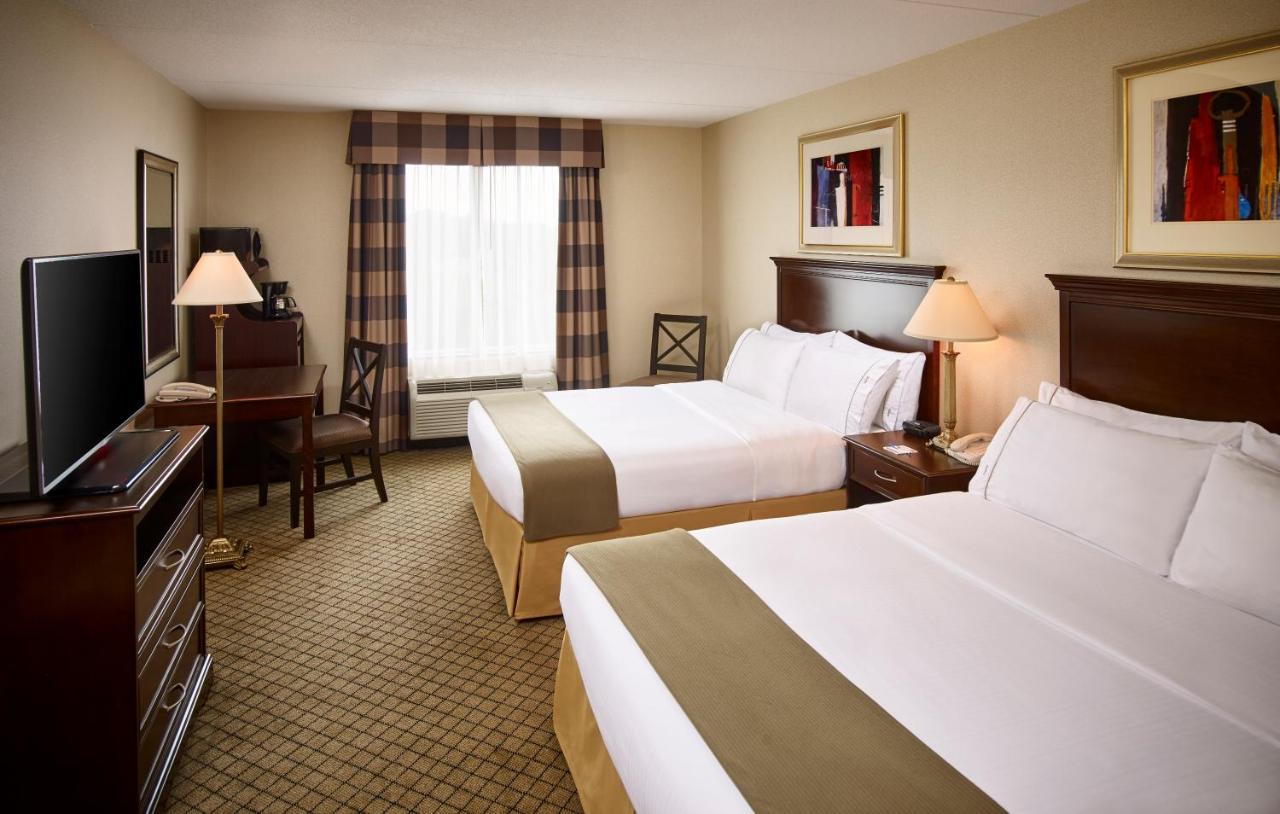 Holiday Inn Express & Suites Huntsville