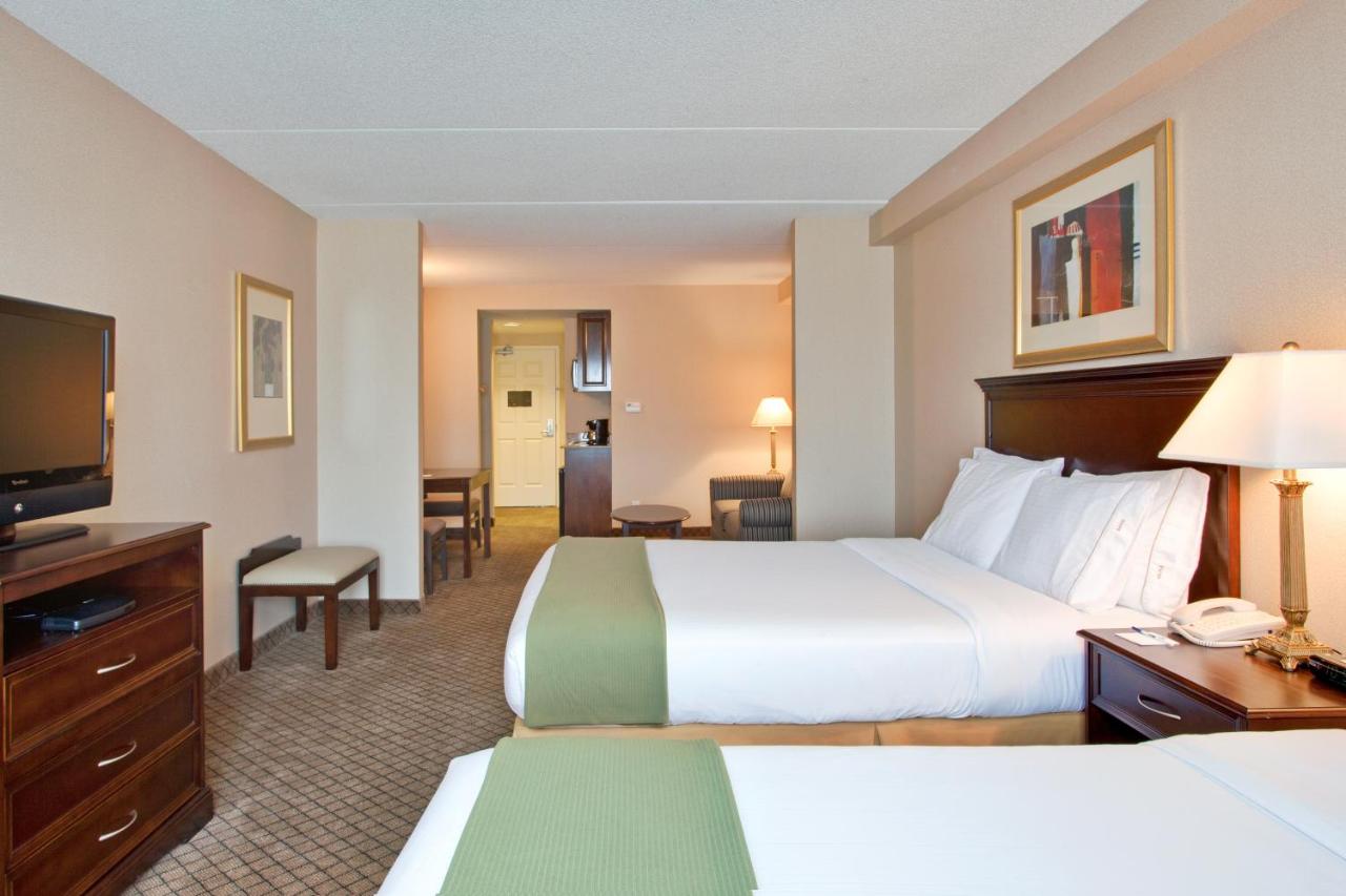 Holiday Inn Express & Suites Huntsville