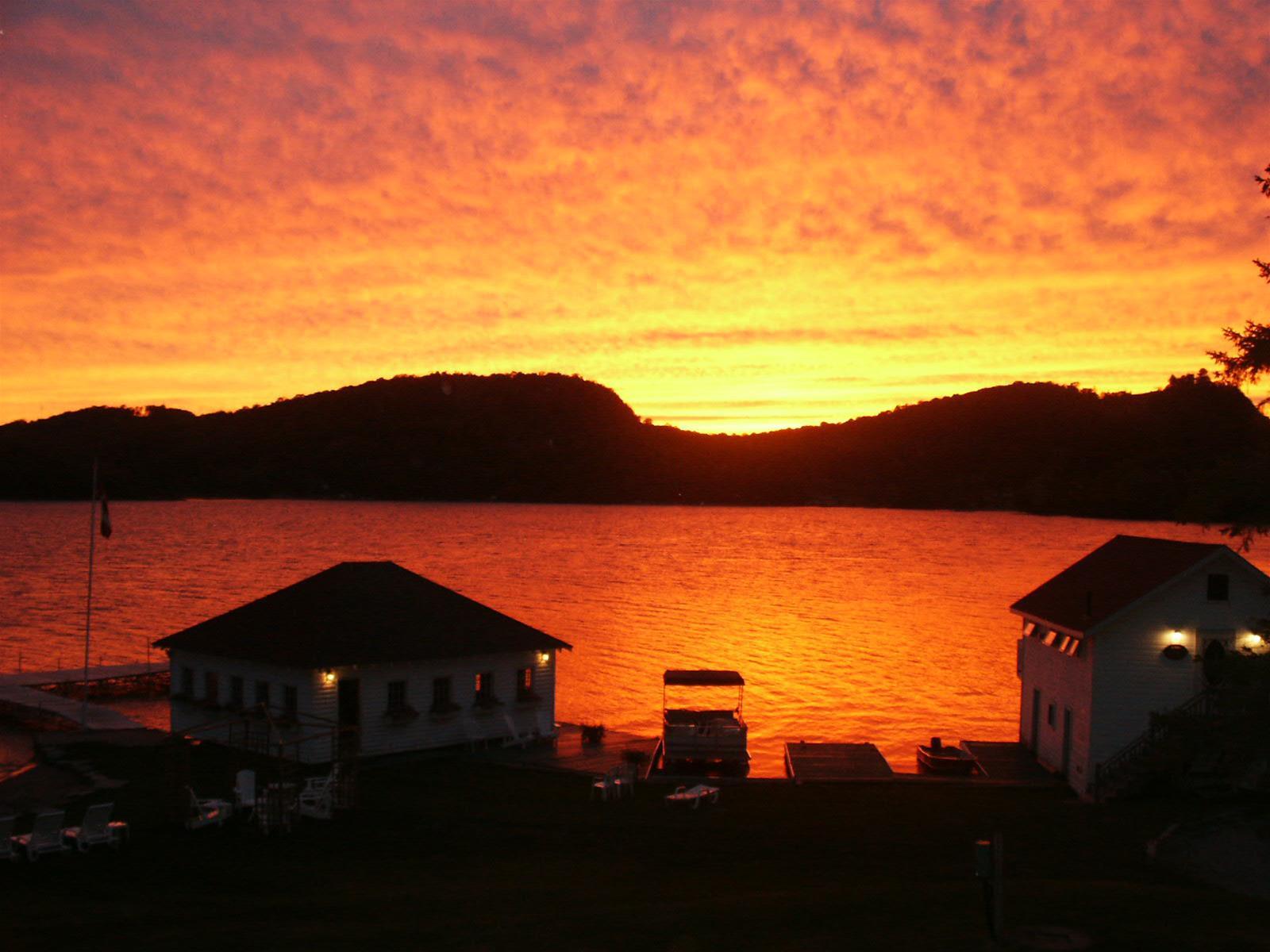 Pow-Wow-Point Lodge