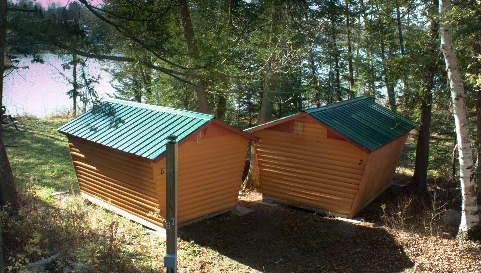 Goldenville cottage resort