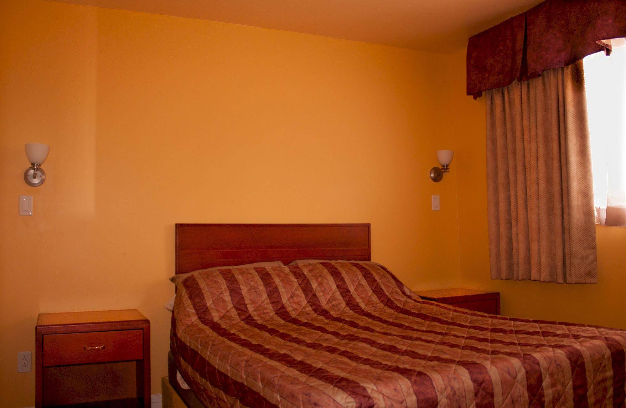 Goldenville cottage resort