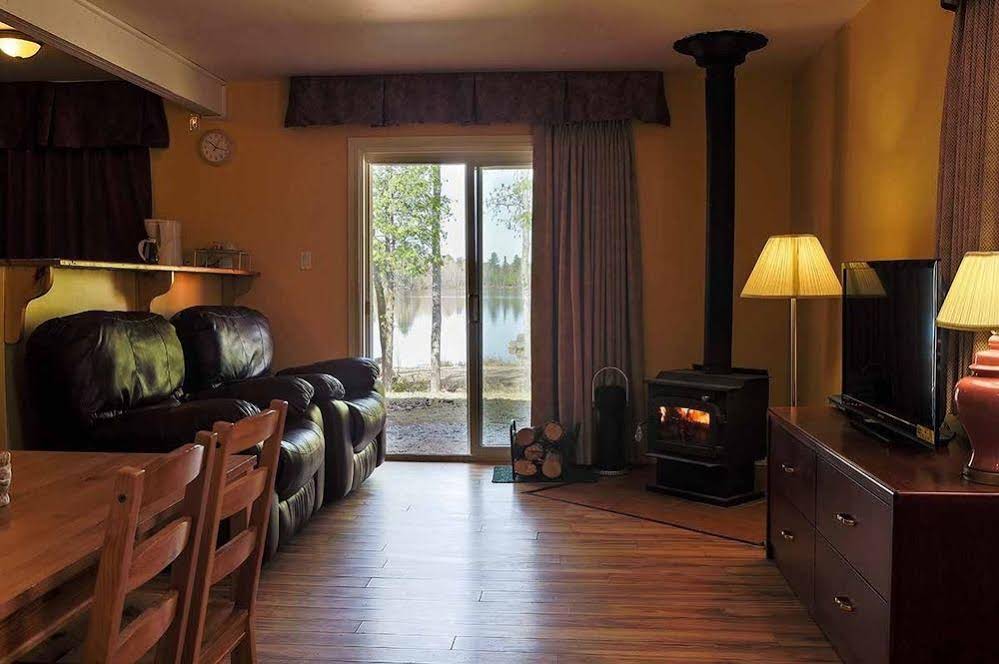 Goldenville cottage resort