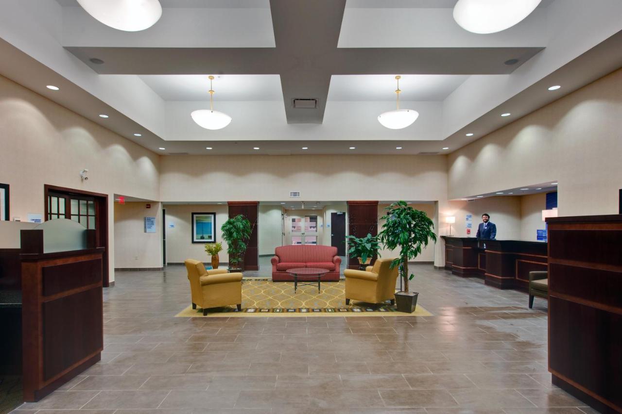 Comfort Inn & Suites