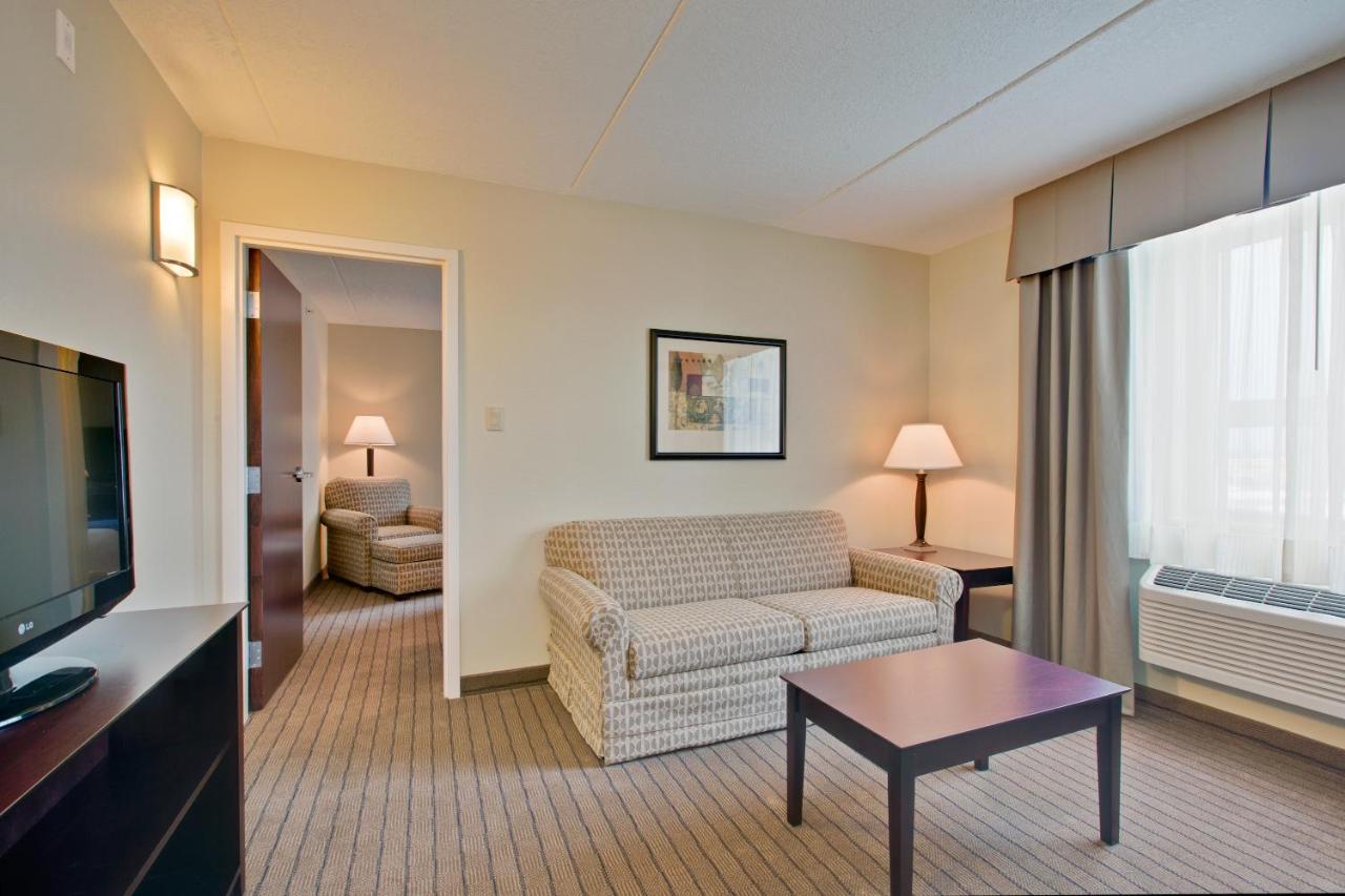 Comfort Inn & Suites