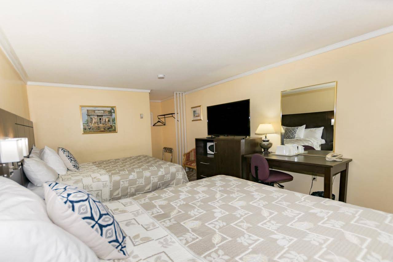 Countryside Inn