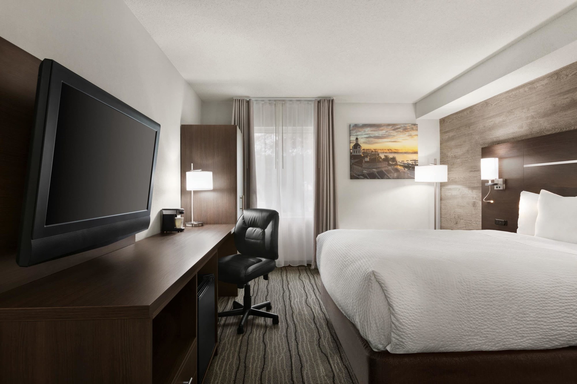 Days Inn by Wyndham Kingston