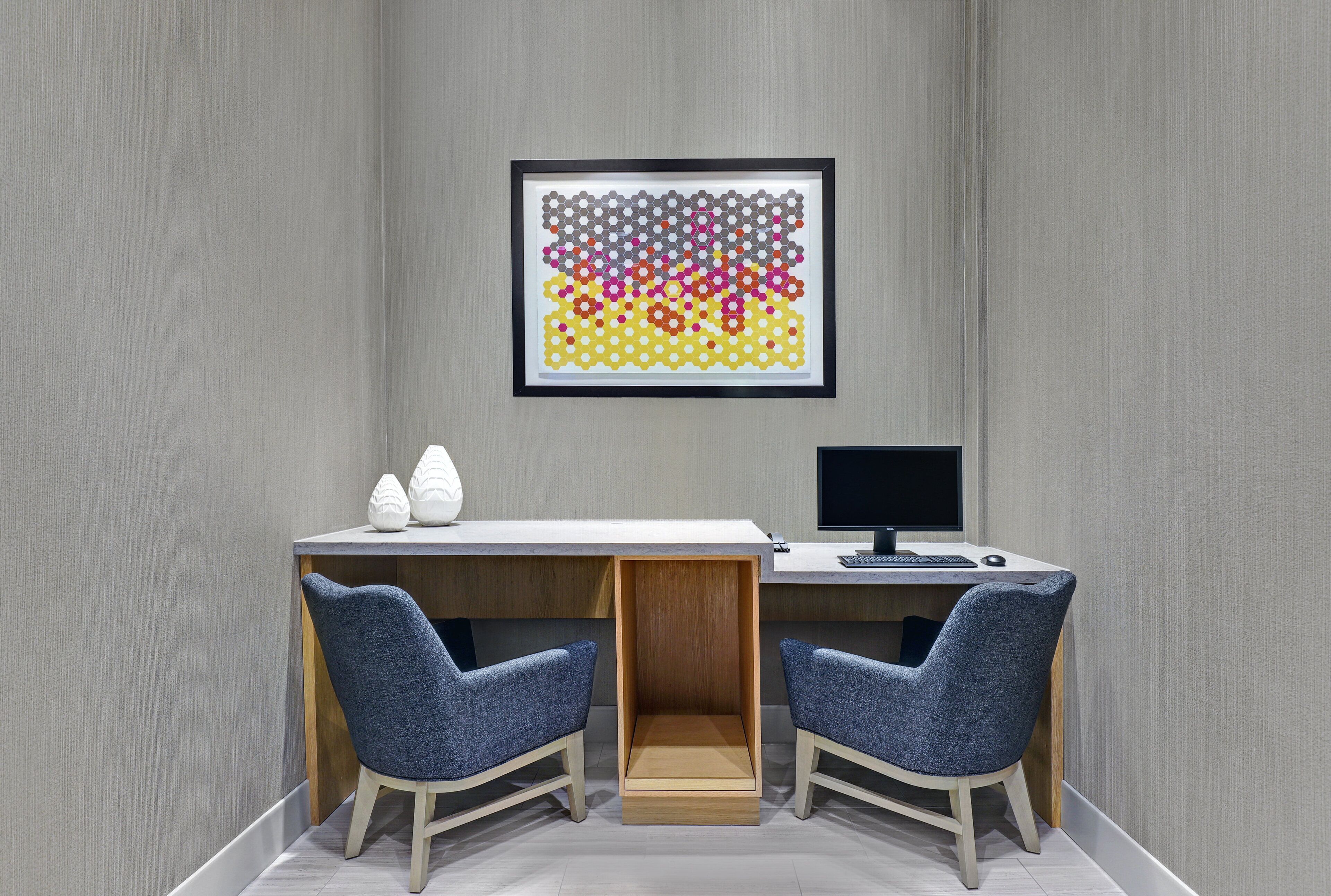 Holiday Inn Express Kingston West