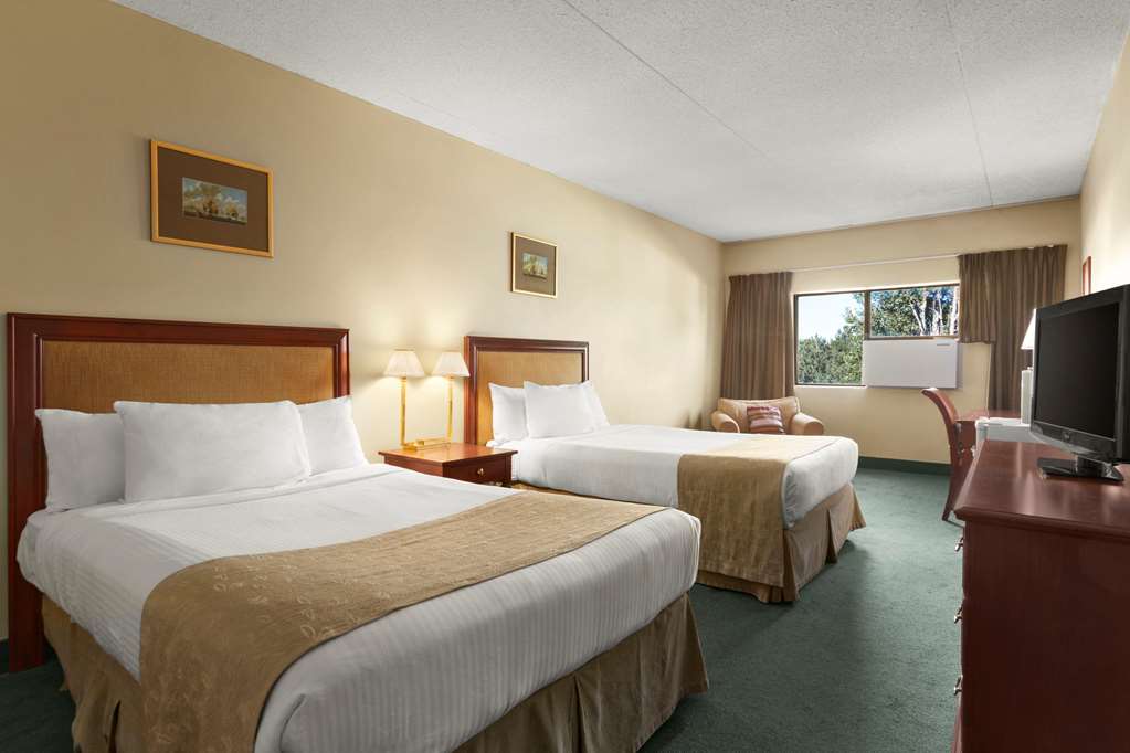 Strata Hotel