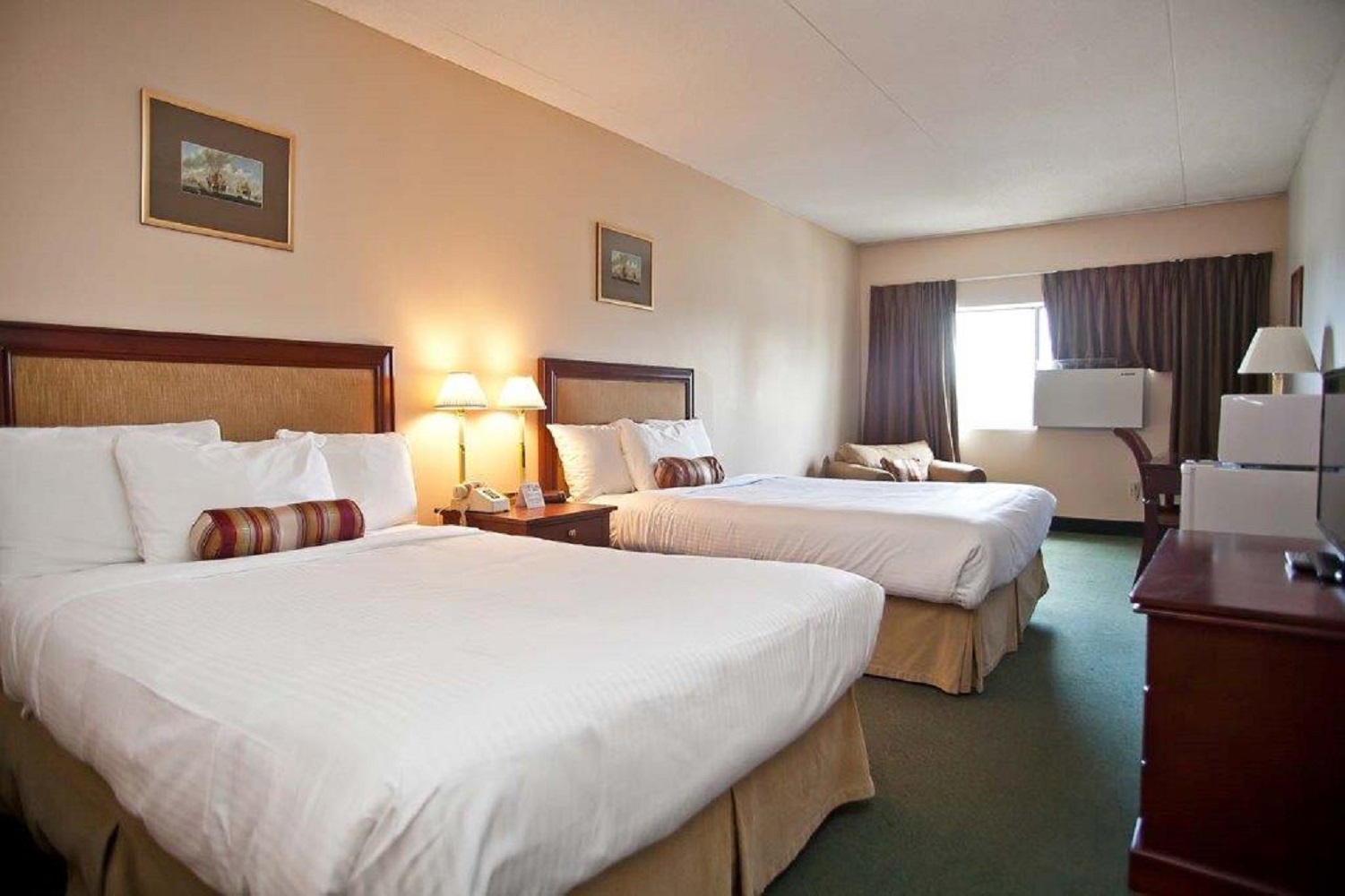 Strata Hotel