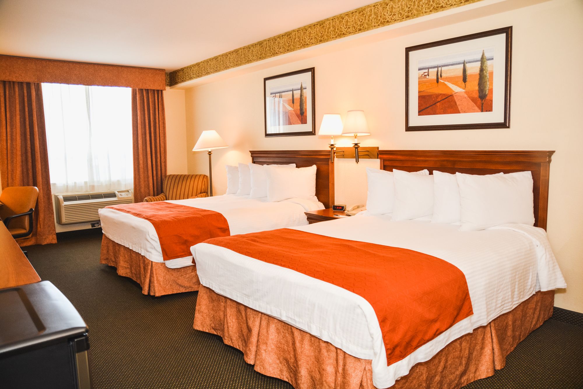 Country Inn & Suites by Radisson, London South, ON