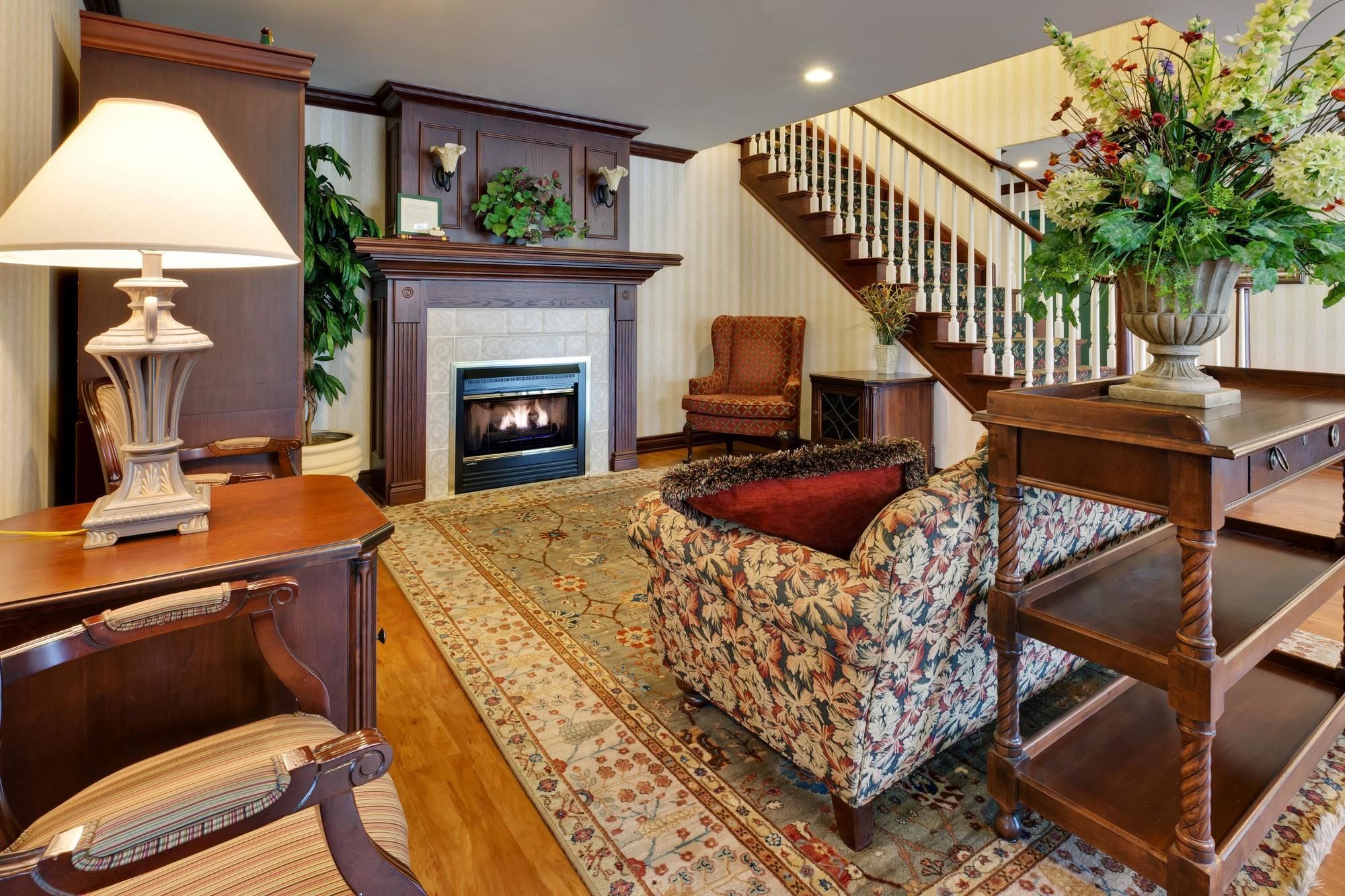 Country Inn & Suites by Radisson, London South, ON