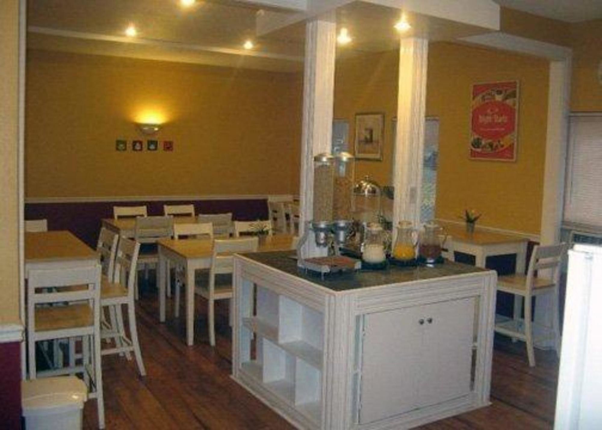 Econo Lodge London
