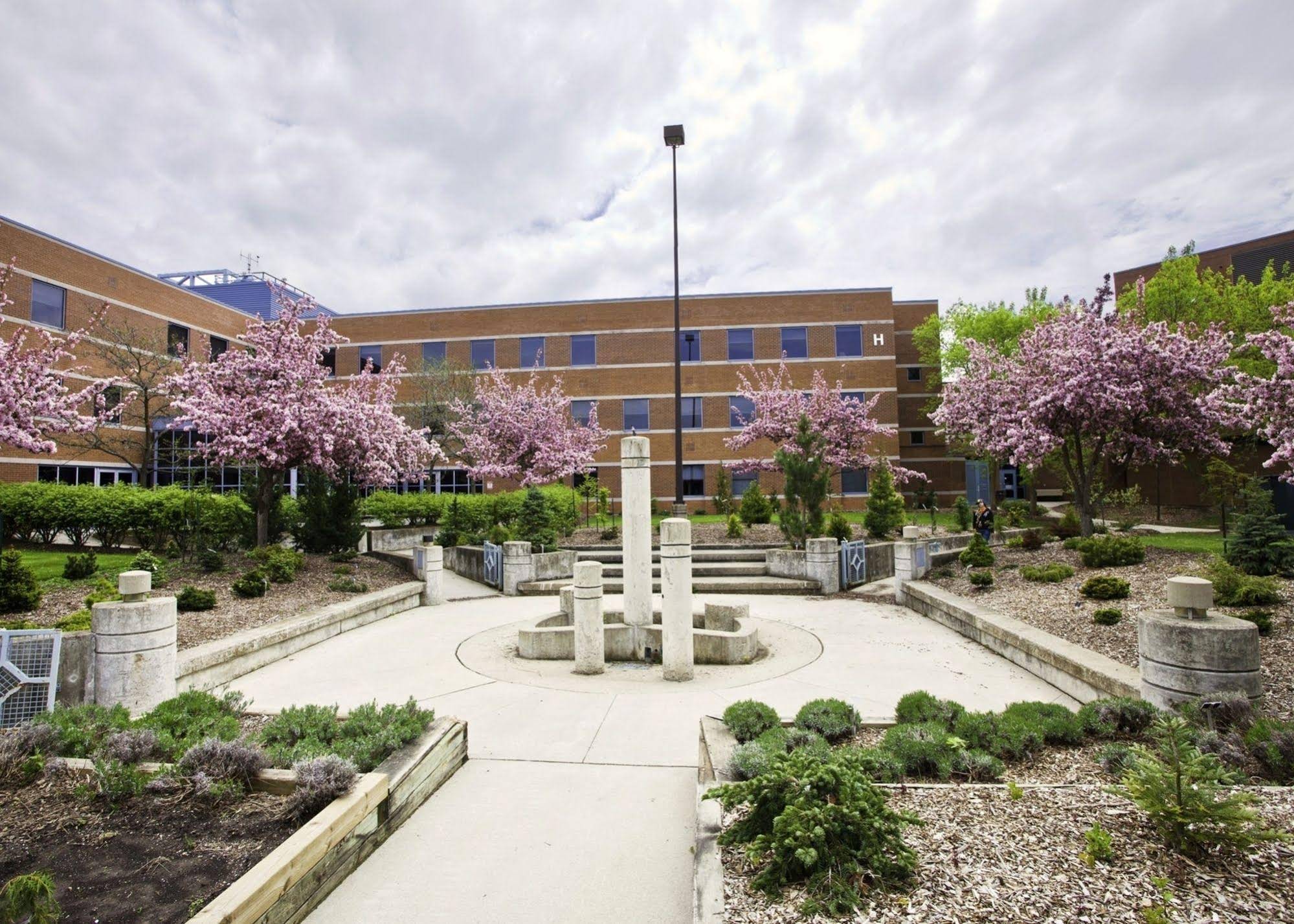 Residence & Conference Centre