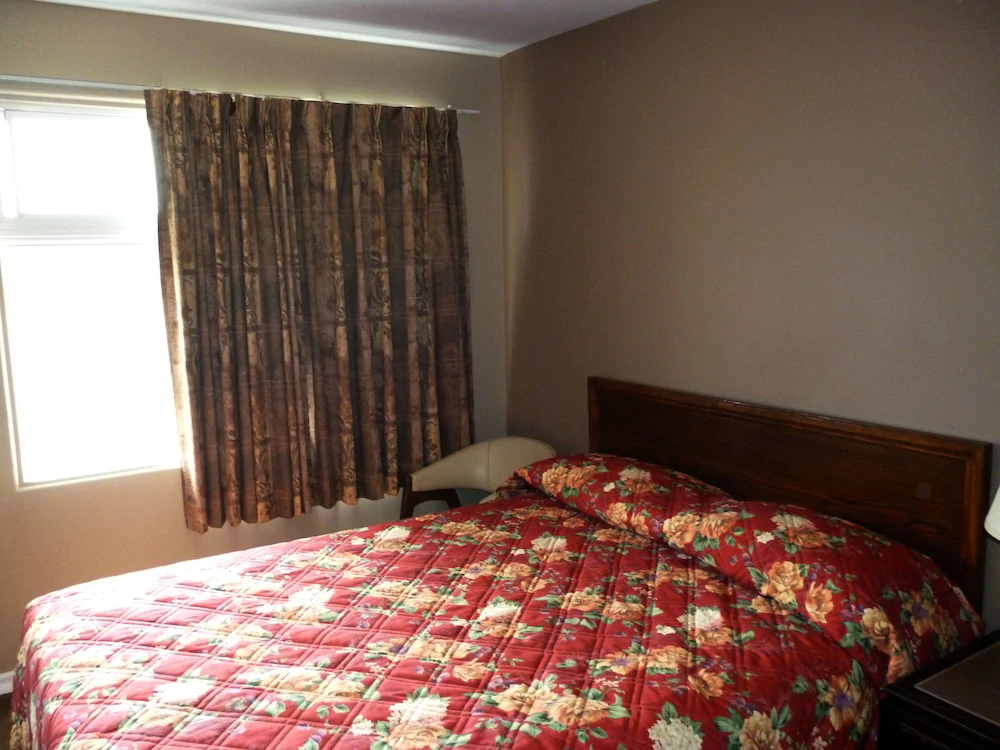 Maple Glen Motel
