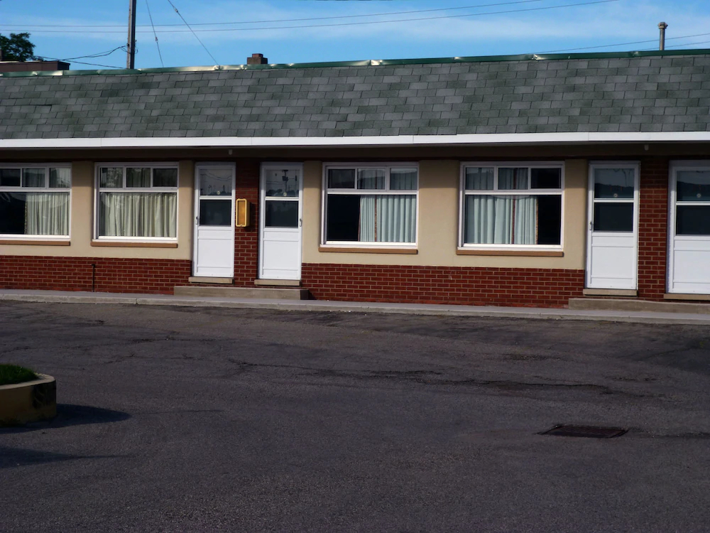 Maple Glen Motel
