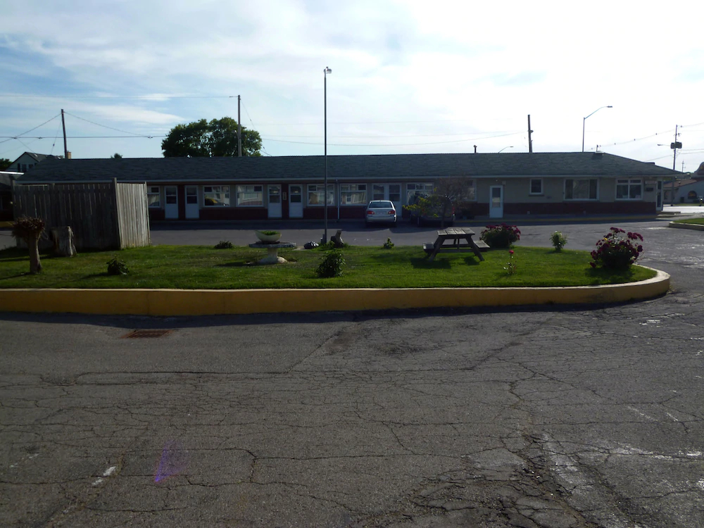 Maple Glen Motel