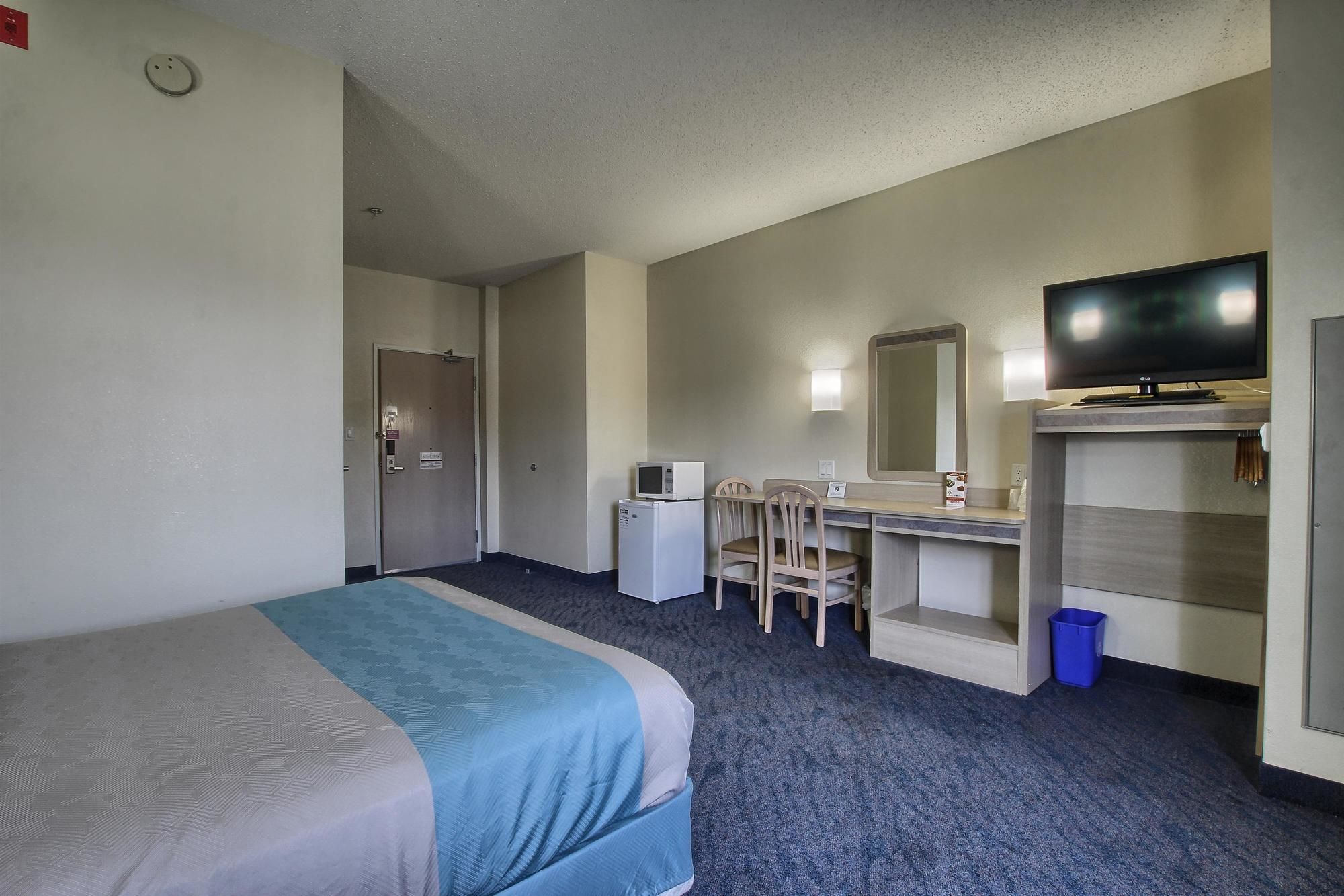 Motel 6 London