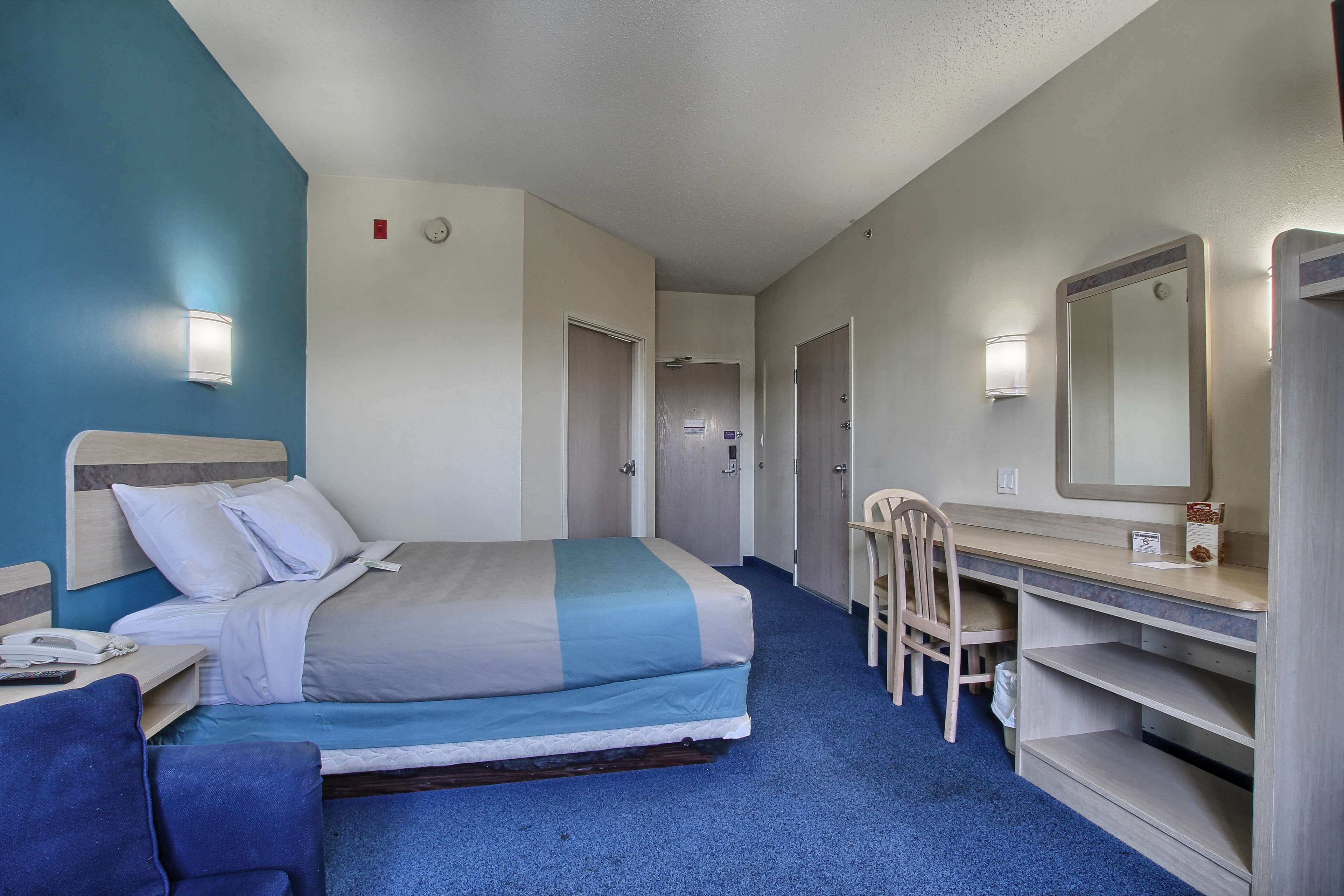 Motel 6 London