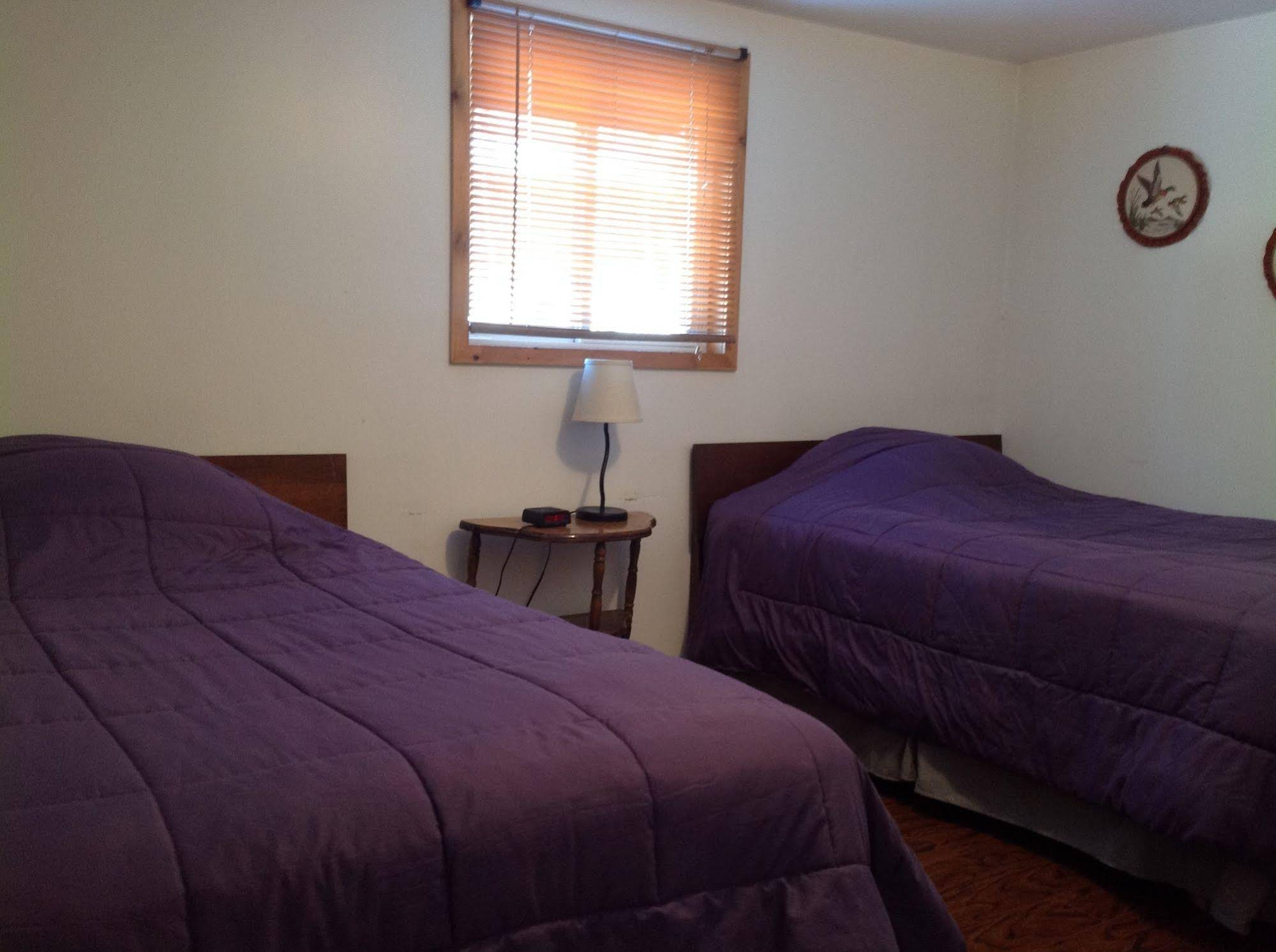 Madawaska Lodge Bed & Breakfast