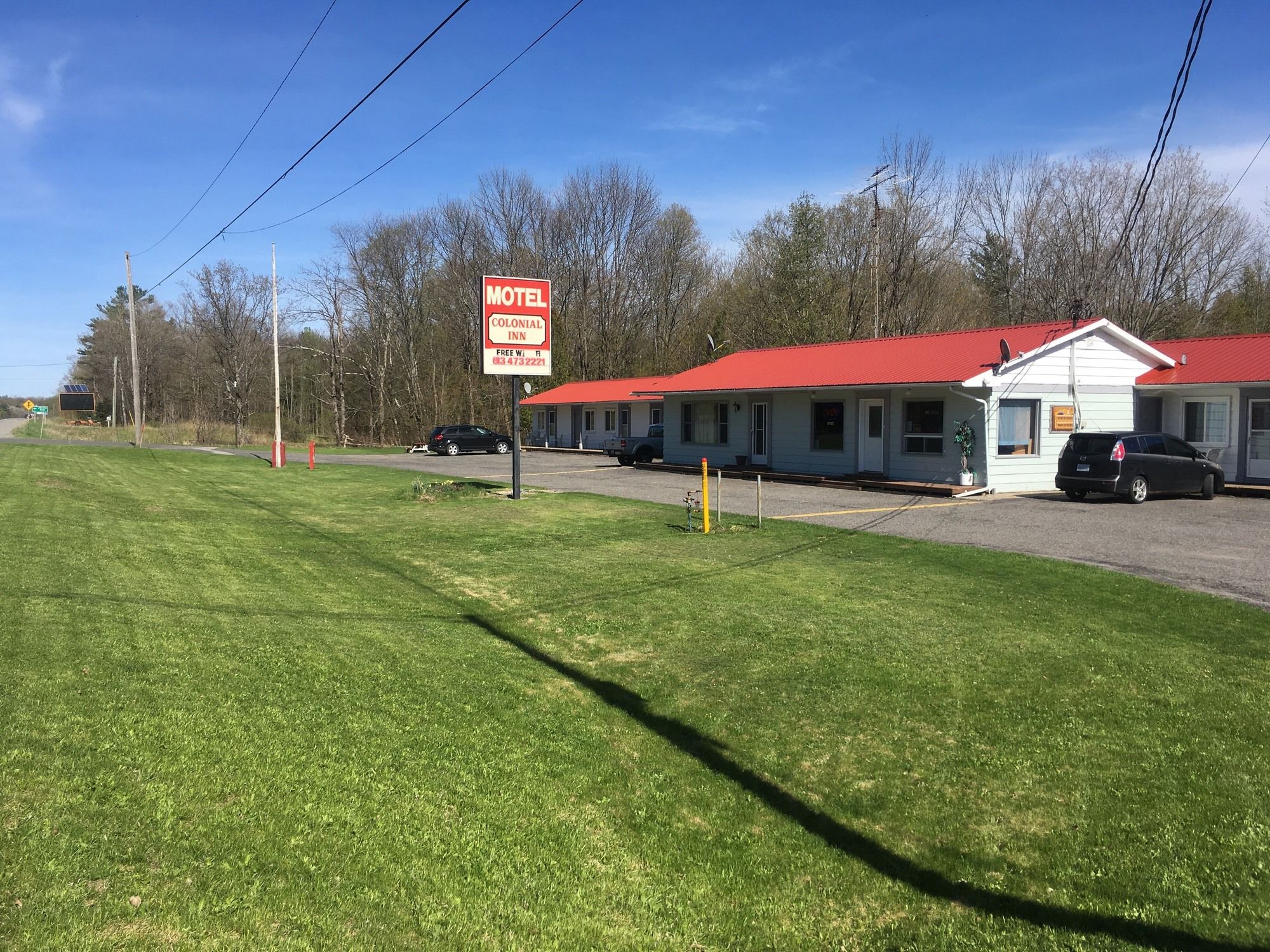 Colonial Inn Motel