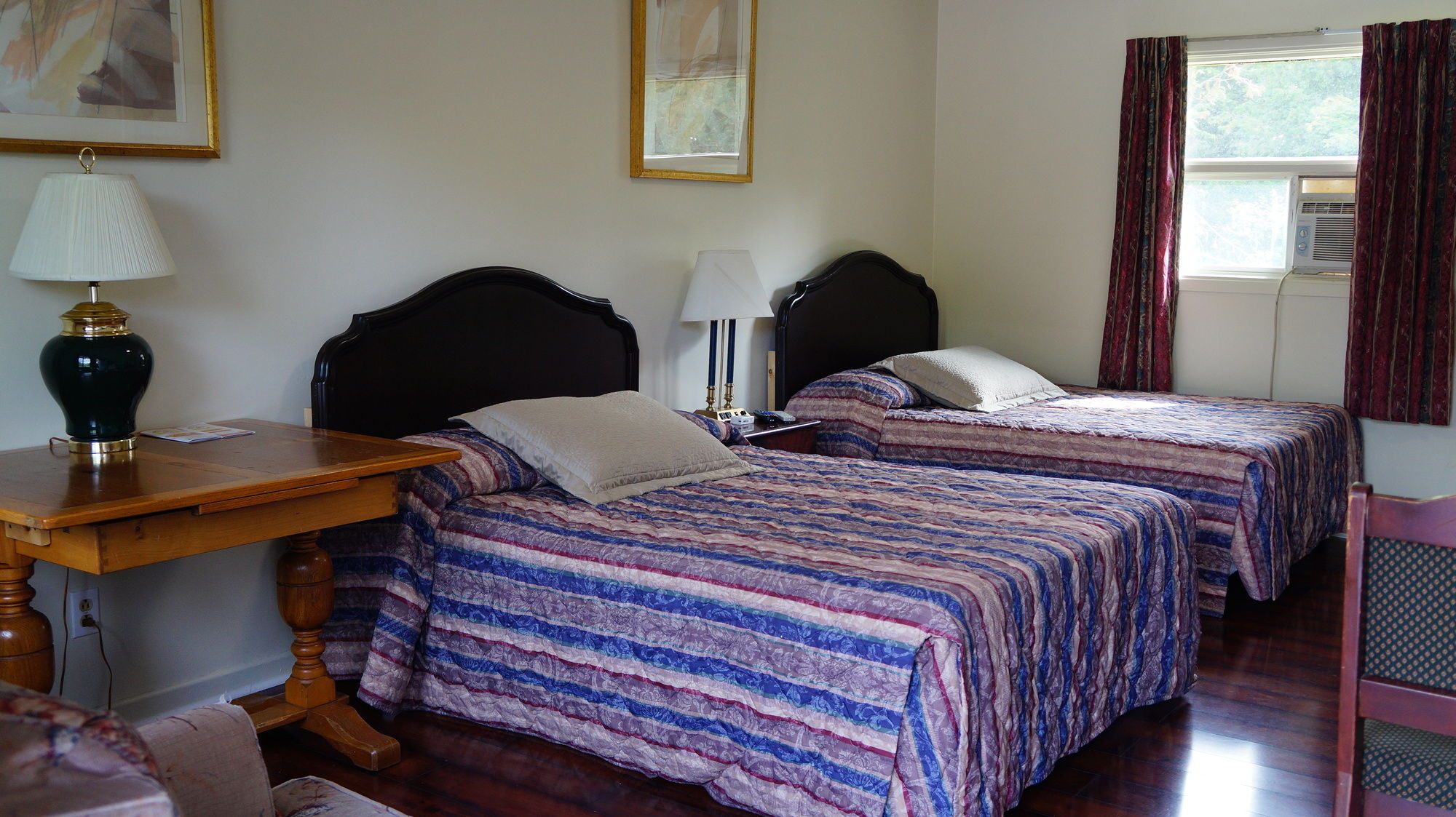 Colonial Inn Motel