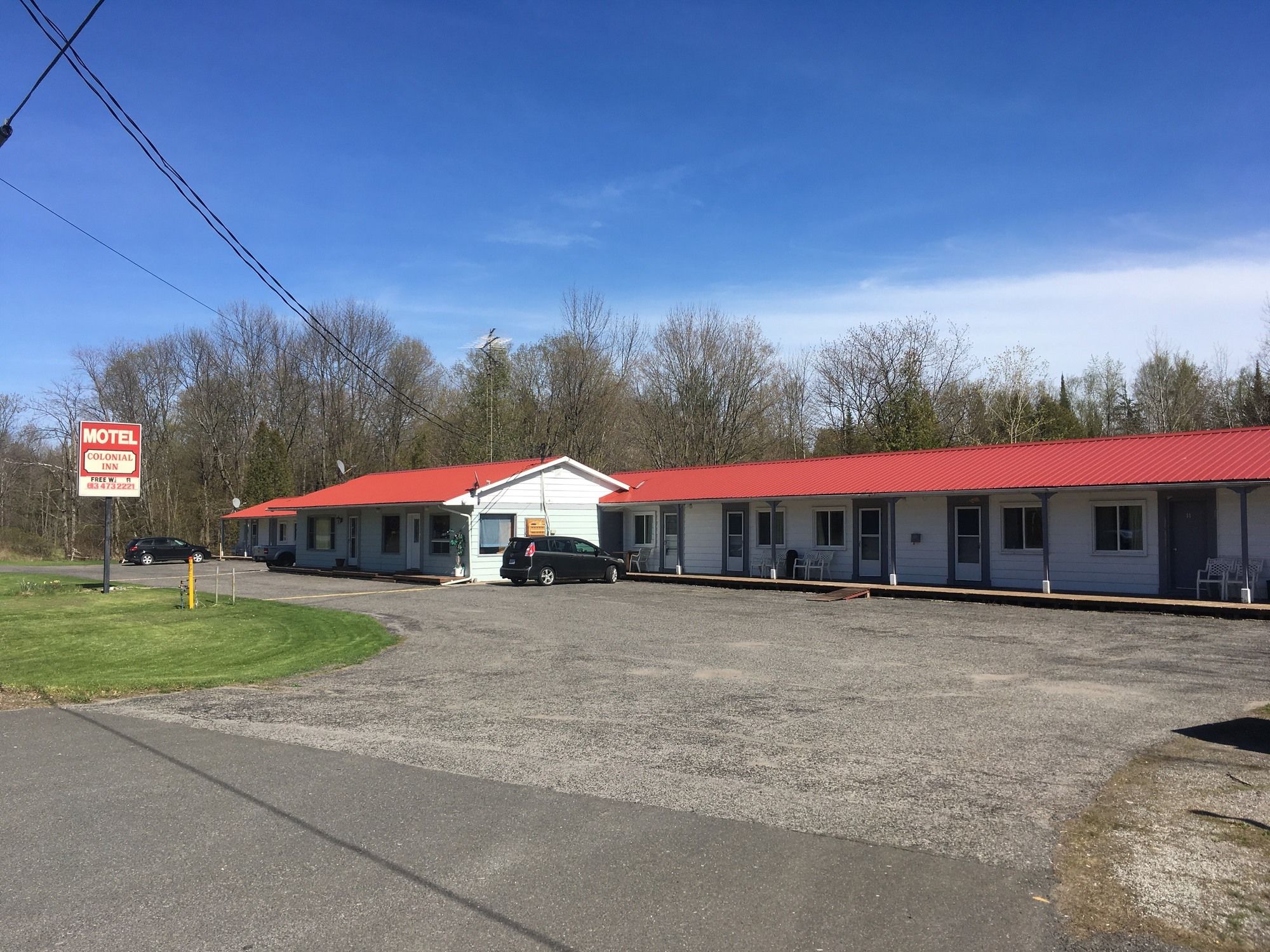Colonial Inn Motel