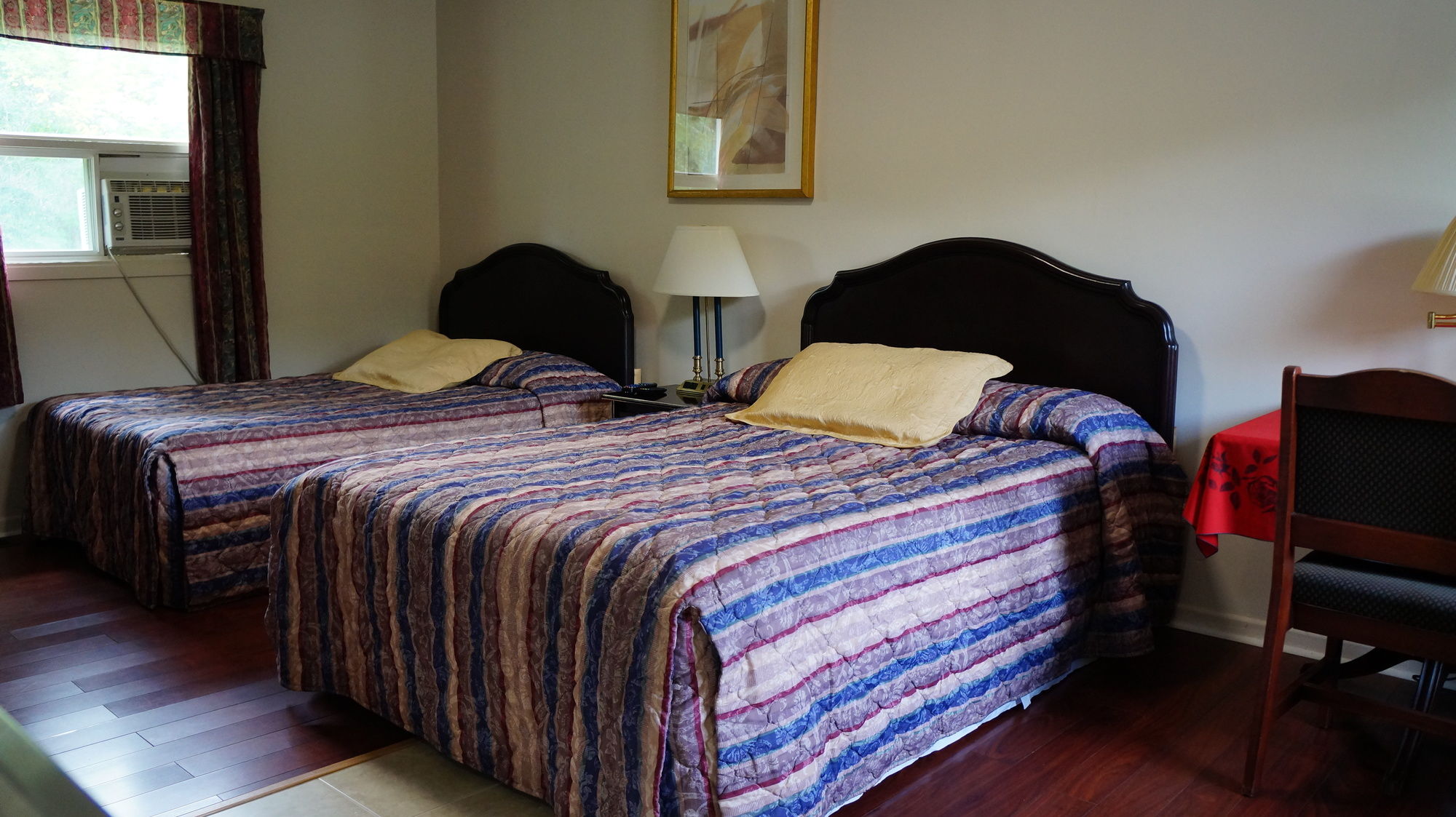 Colonial Inn Motel