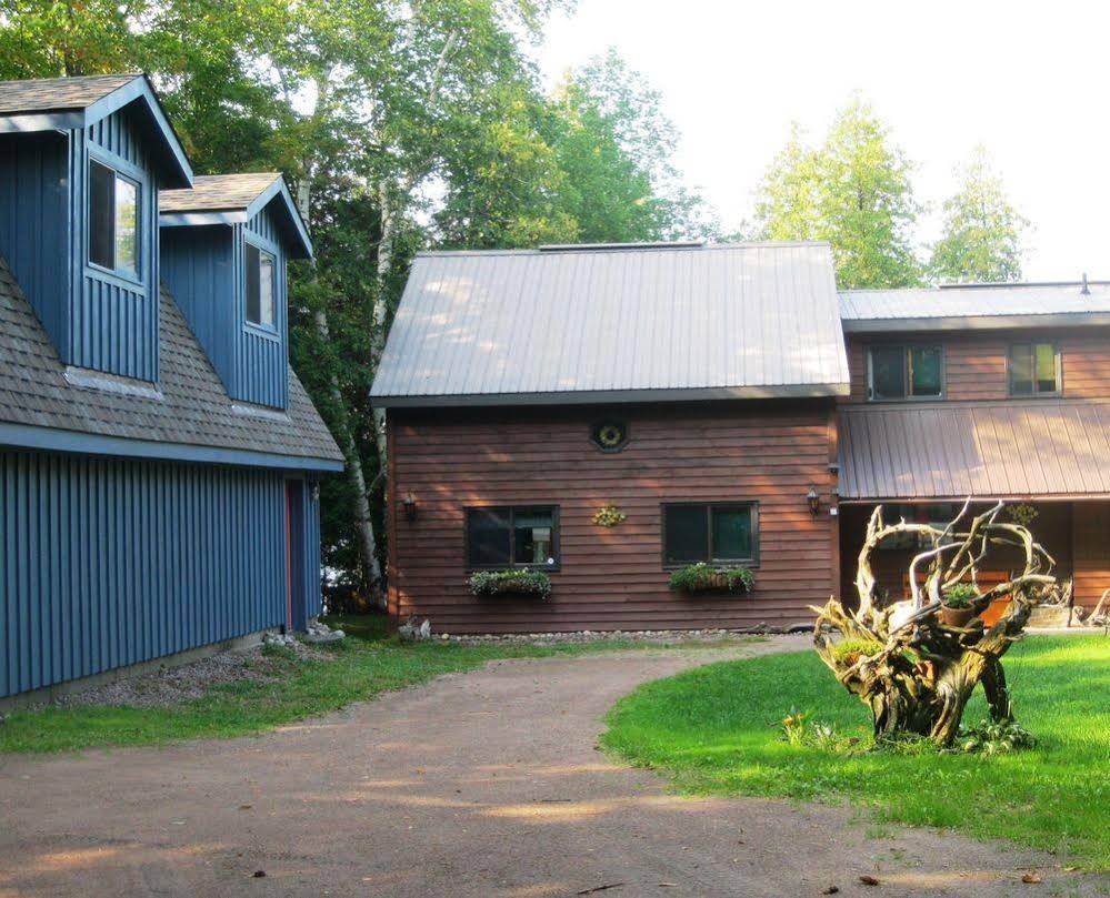 12 Mile Lake Bed and Breakfast