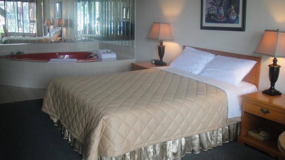 Heritage Inn and Suites