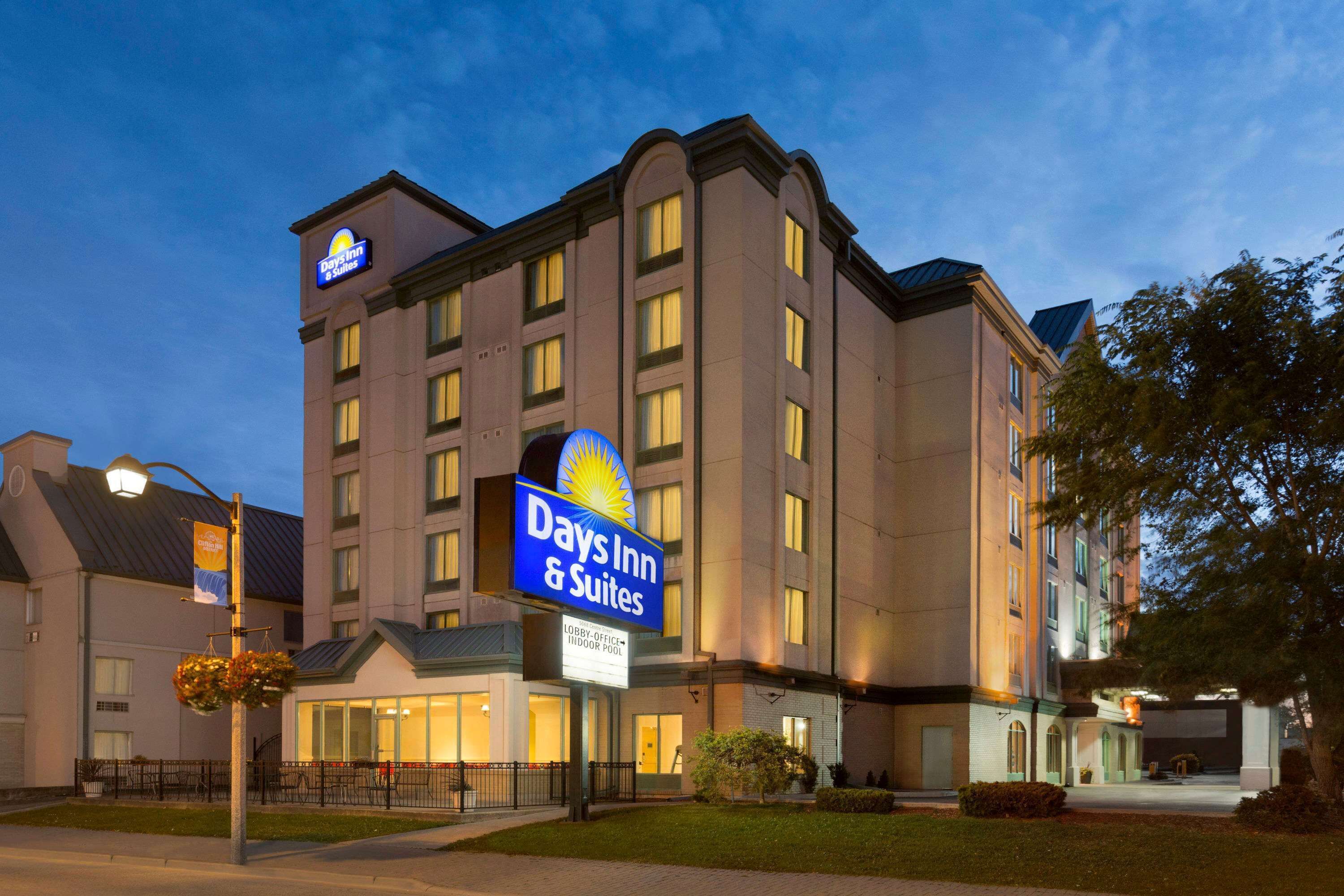 Days Inn by Wyndham Niagara Falls Centre St. by the Falls