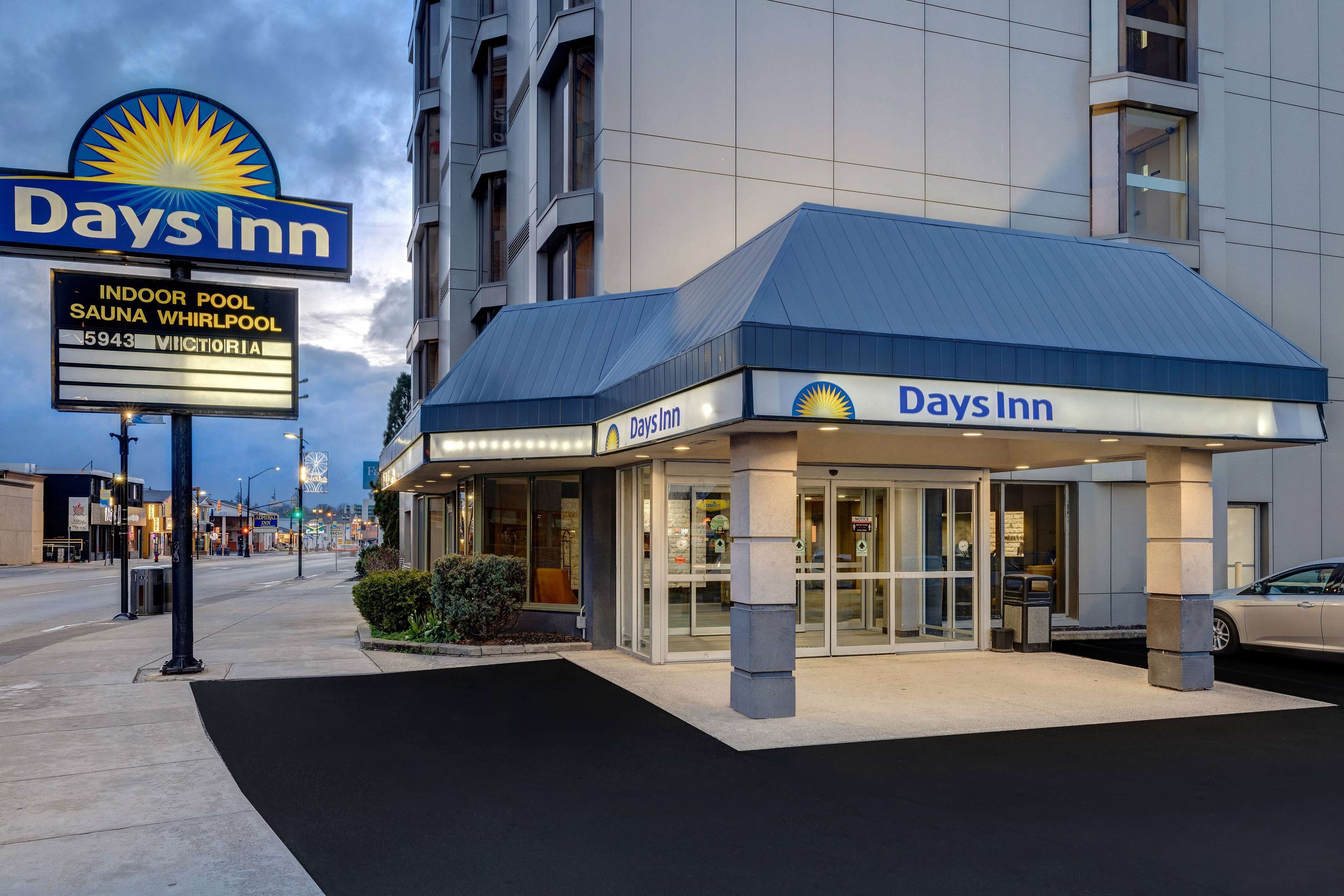 Days Inn by Wyndham Niagara Falls Near The Falls