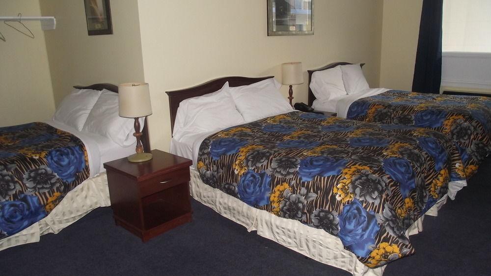 Empress Inn & Suites by the Falls