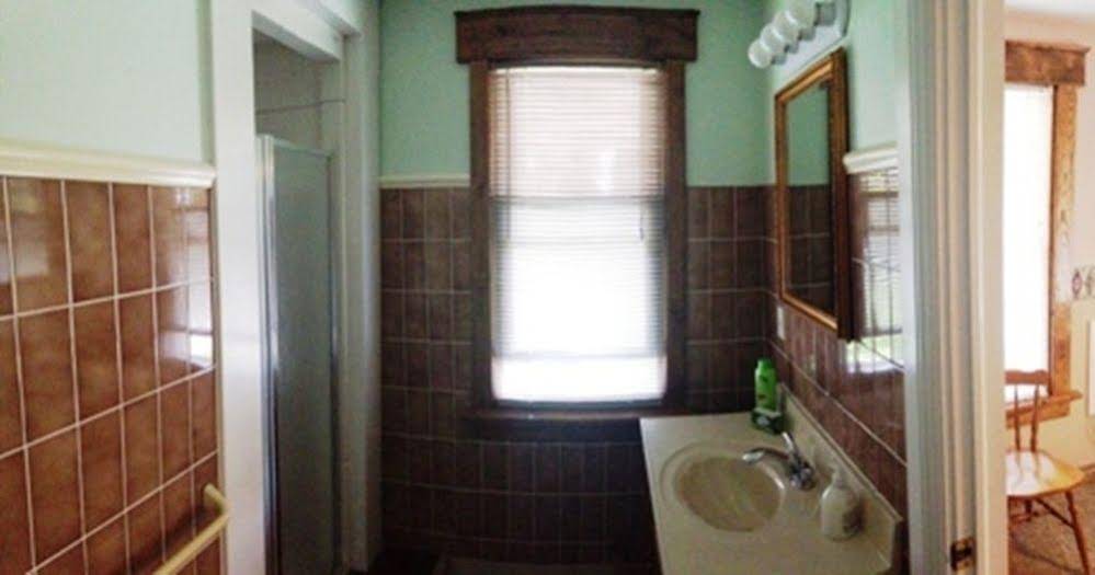 Niagara Falls Cottage Rental - Pine Tree House