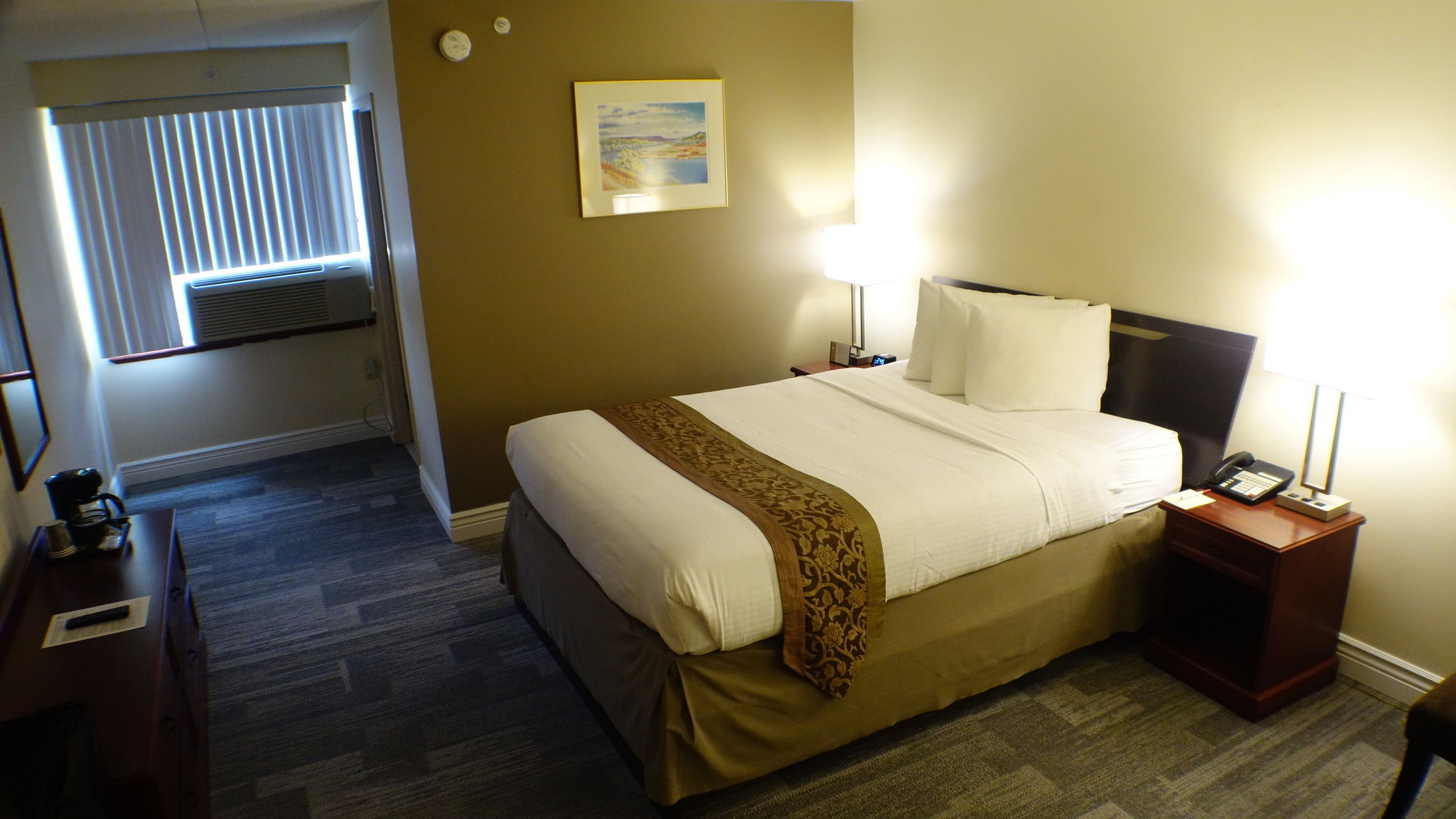 The Peninsula Inn & Resort