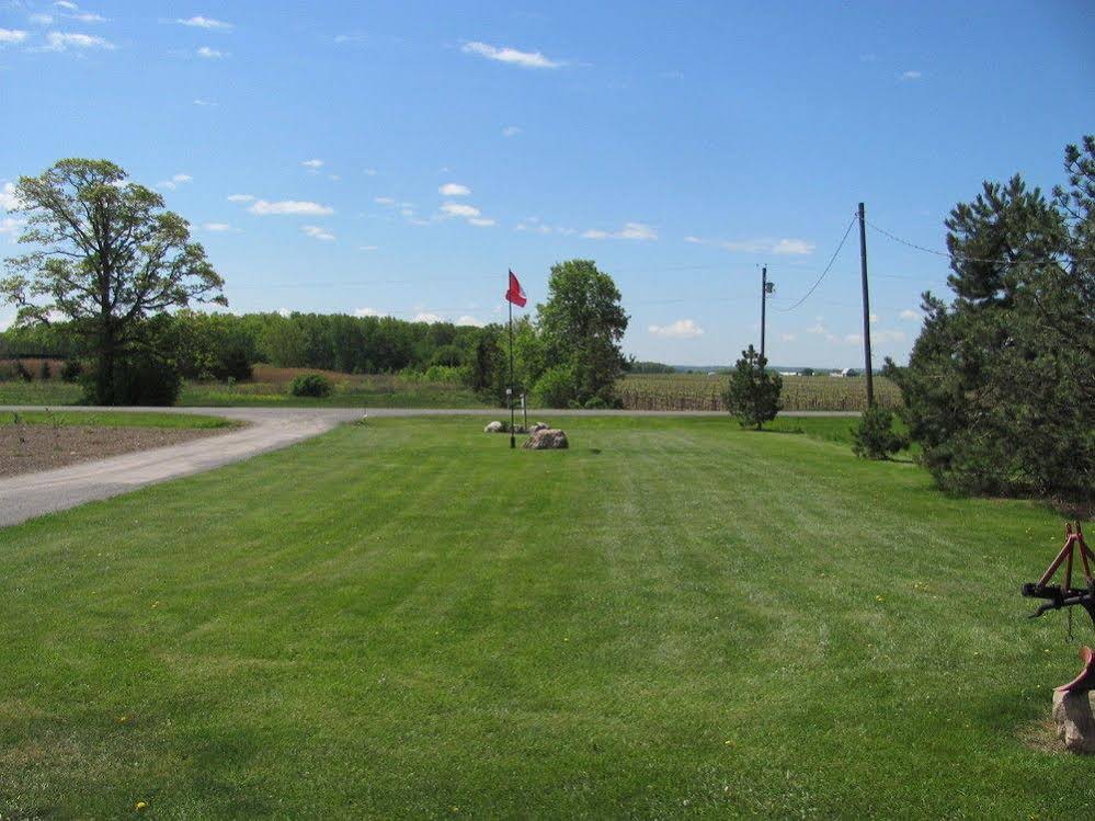 Country Side Bed & Breakfast