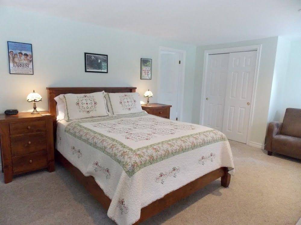 Finlay House Bed & Breakfast