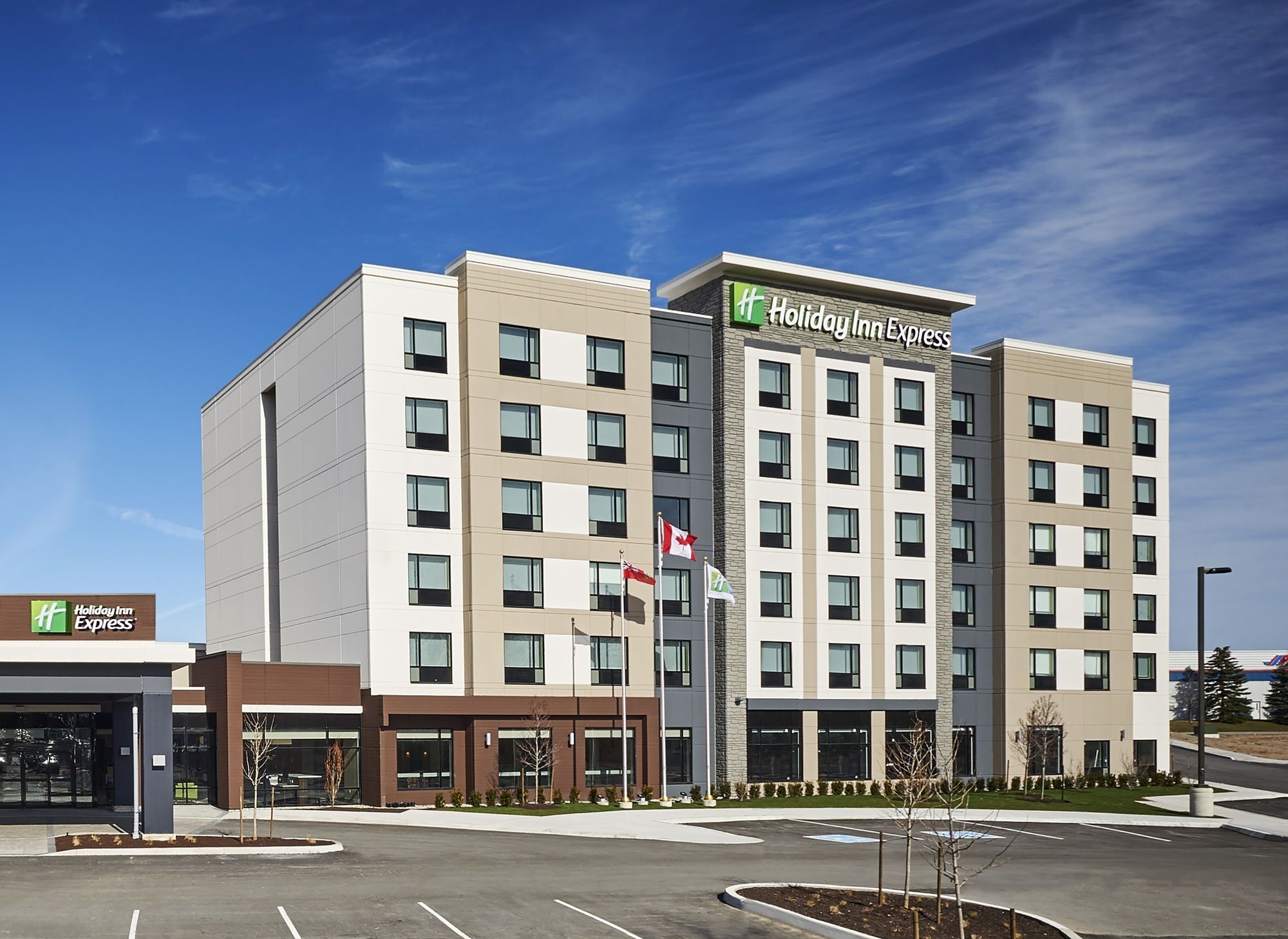 Holiday Inn Express & Suites Niagara On The Lake