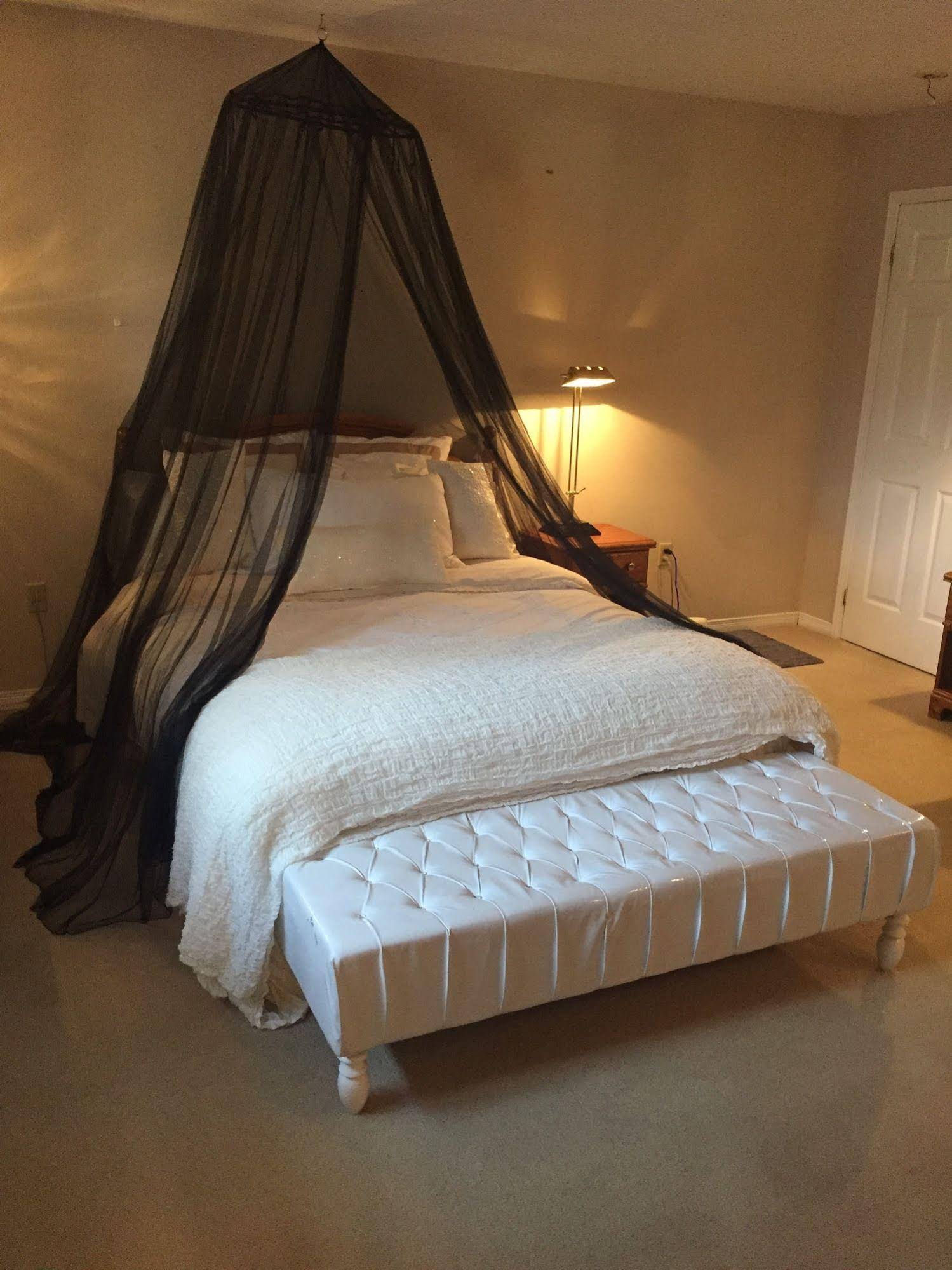 Niagara-on-the-Lake Furnished Rentals & Suites