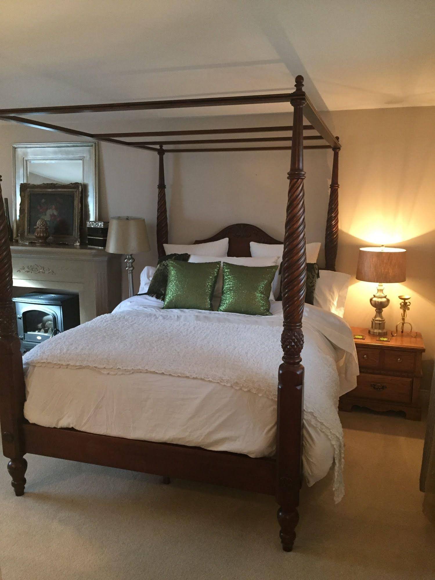 Niagara-on-the-Lake Furnished Rentals & Suites