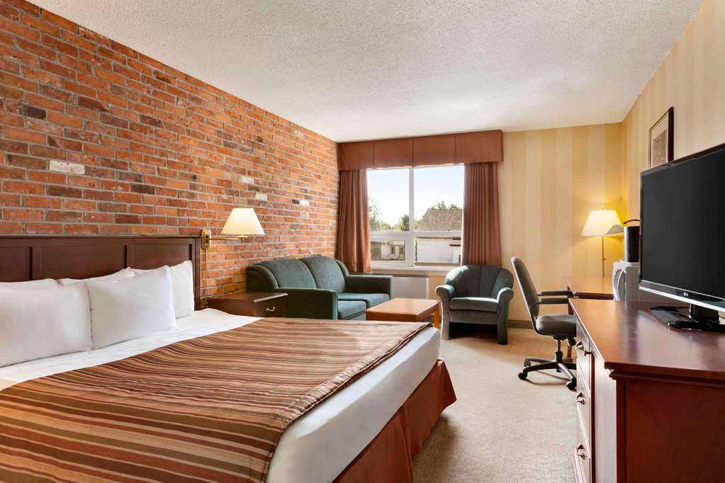 Travelodge by Wyndham North Bay