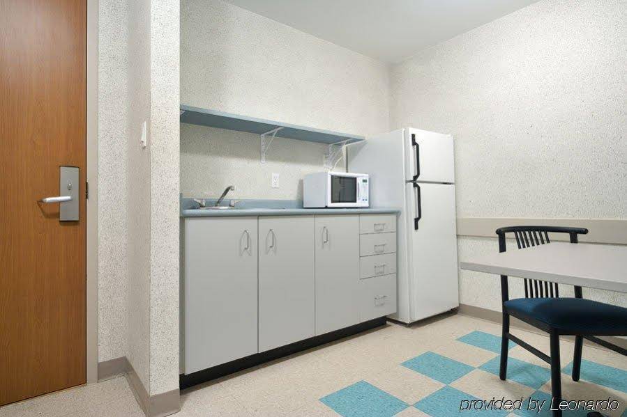 Residence & Conference Centre – Oshawa