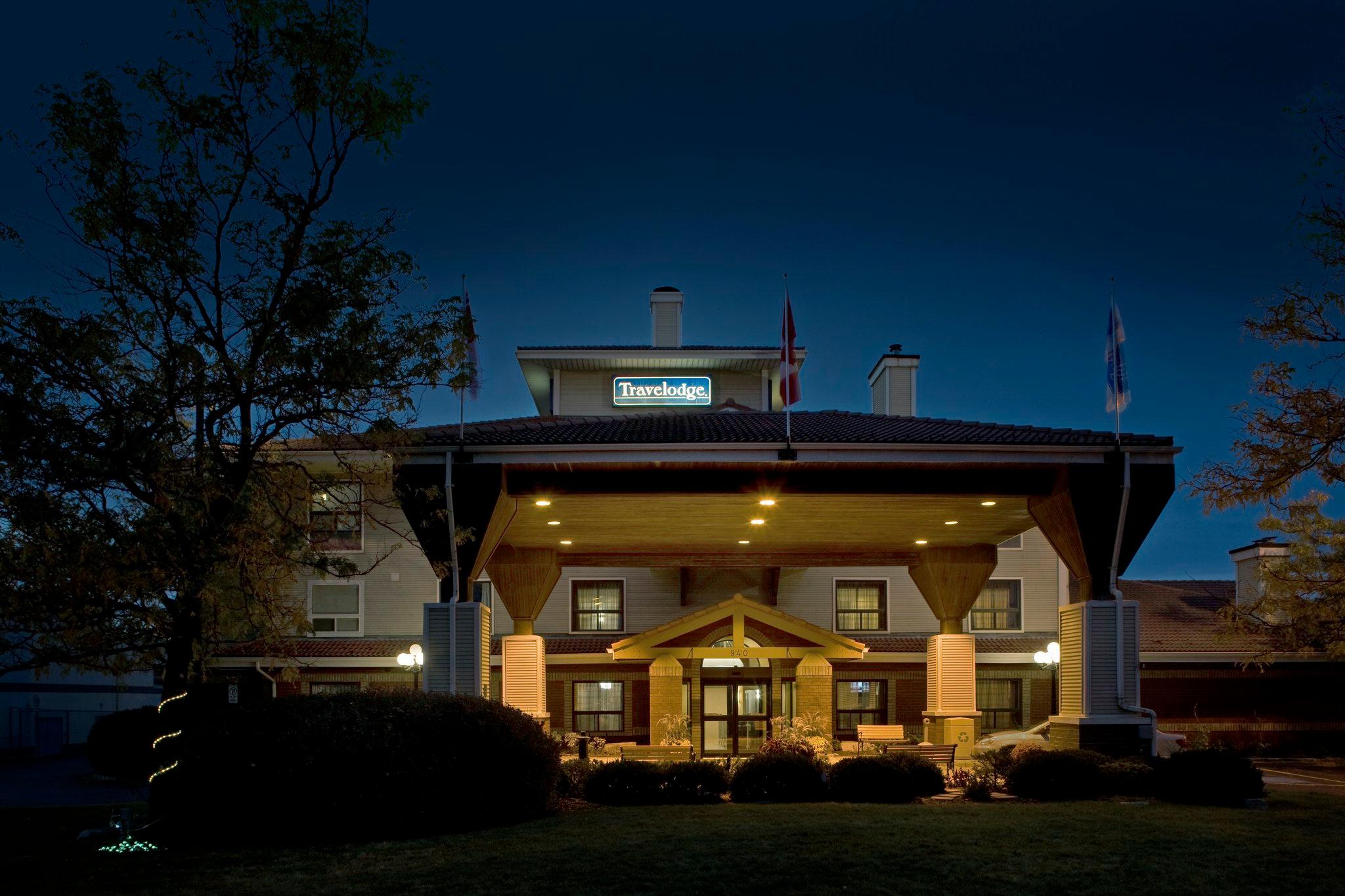 Travelodge by Wyndham Oshawa Whitby