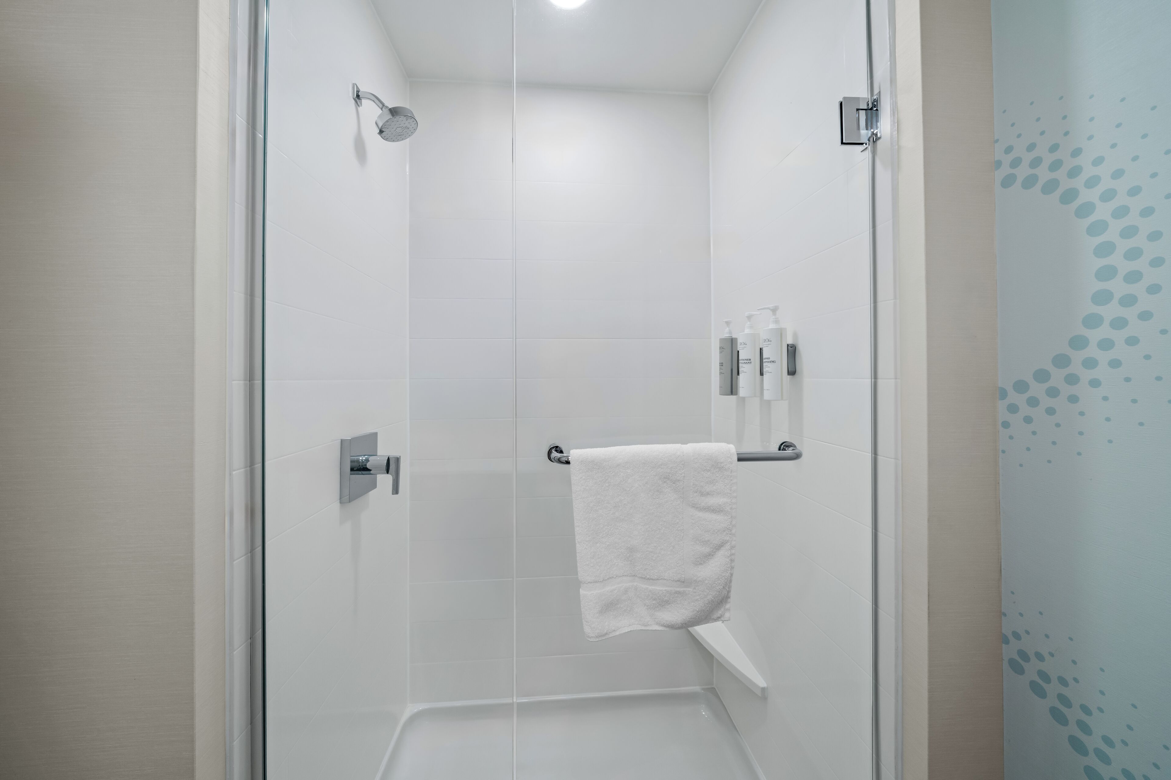 Tru by Hilton Oshawa