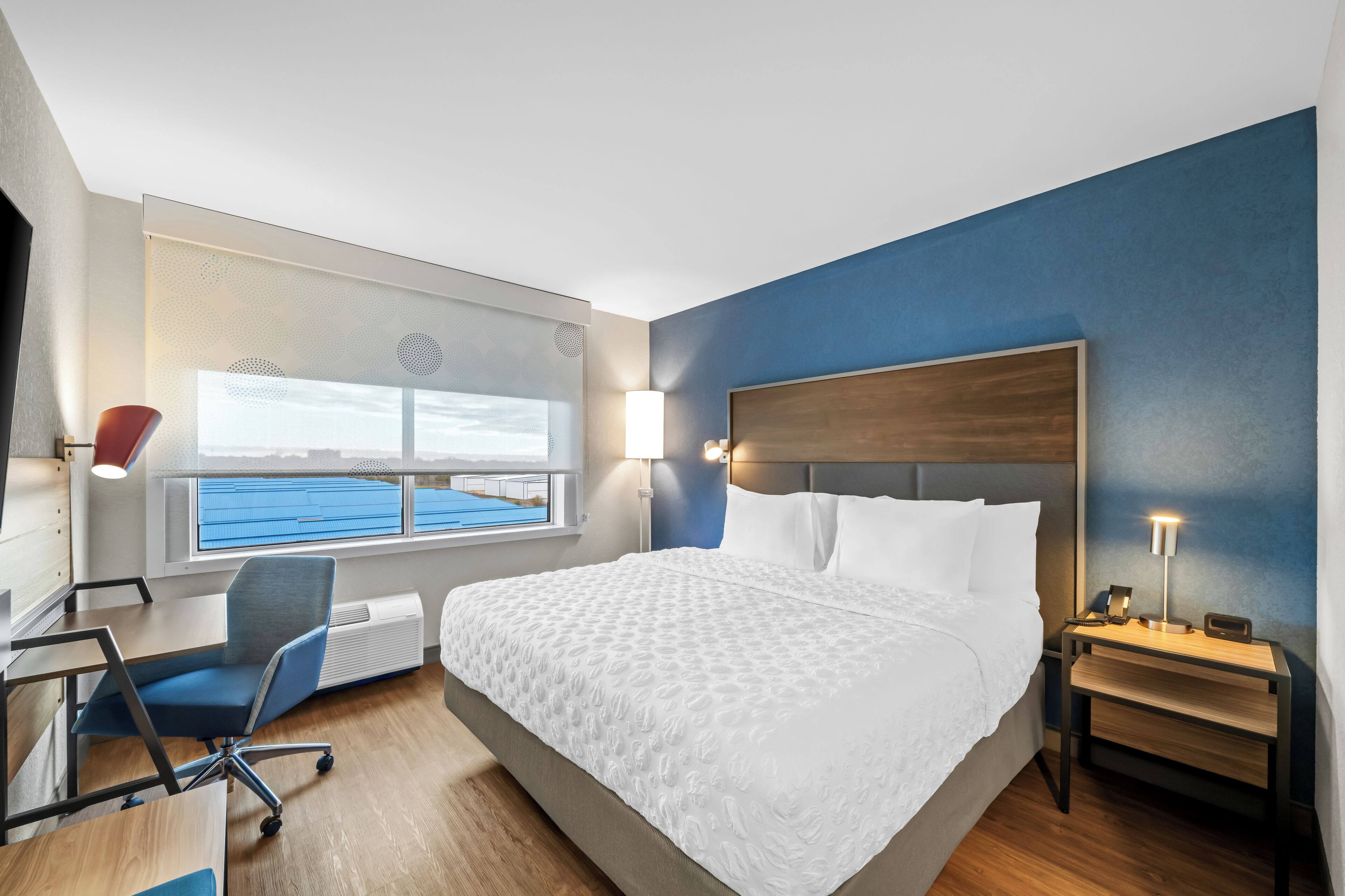 Tru by Hilton Oshawa